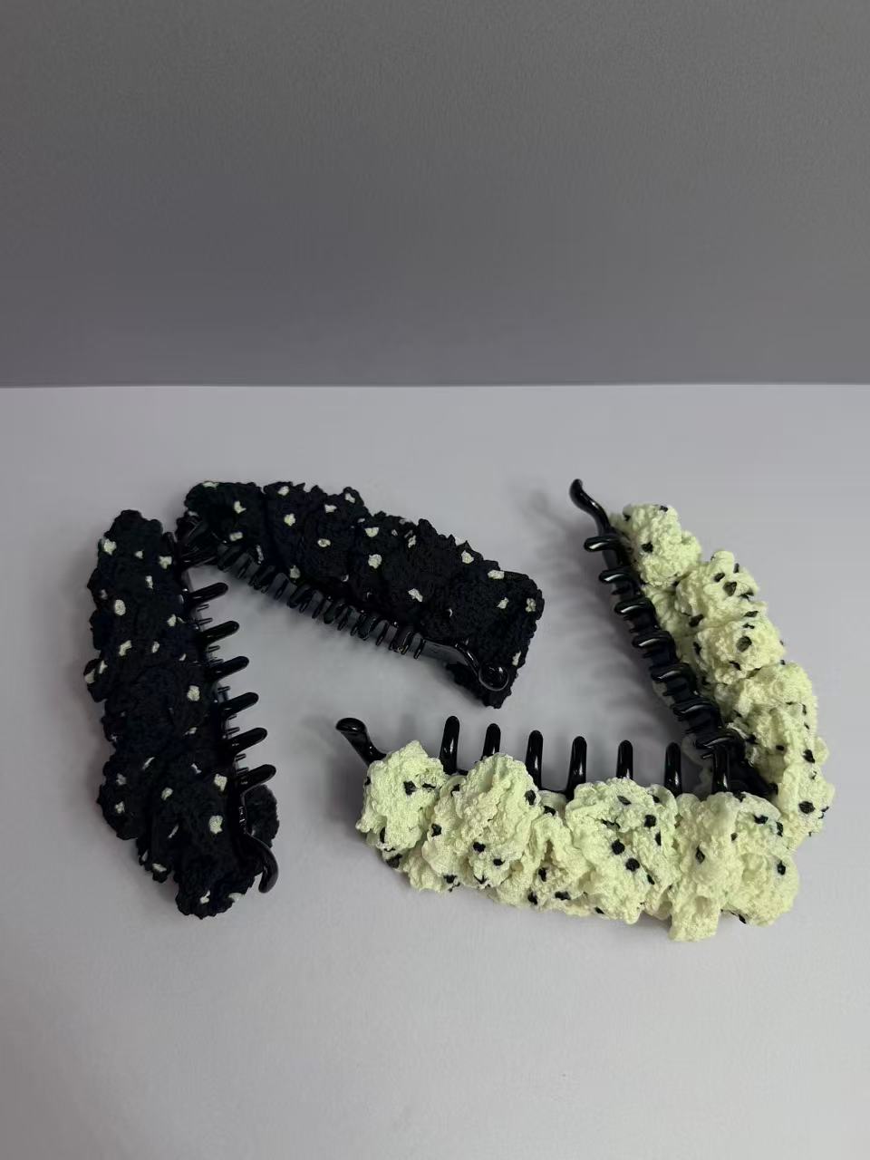 波點皺紋布料香蕉夾