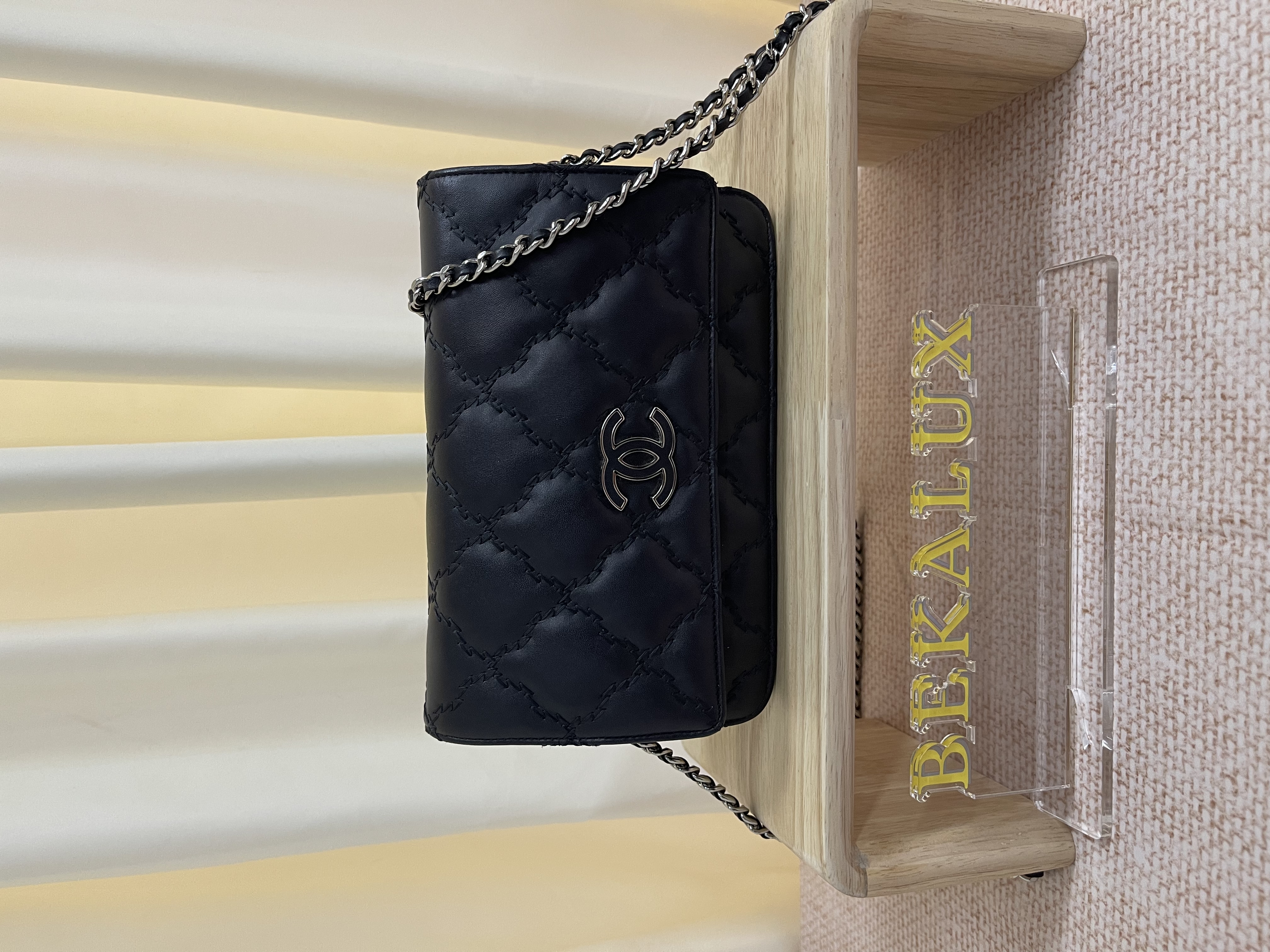 Pre-owned Chanel WOC/ Product Code: 26020407