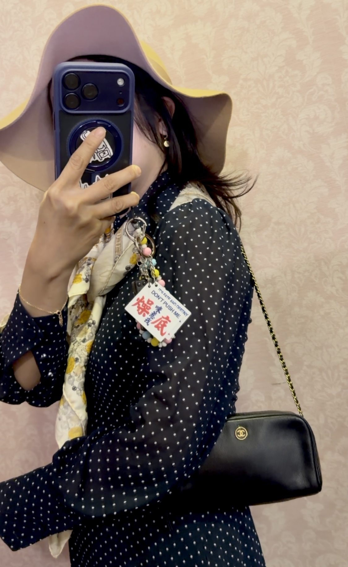 vintage chanel chanel leather vanity bag 