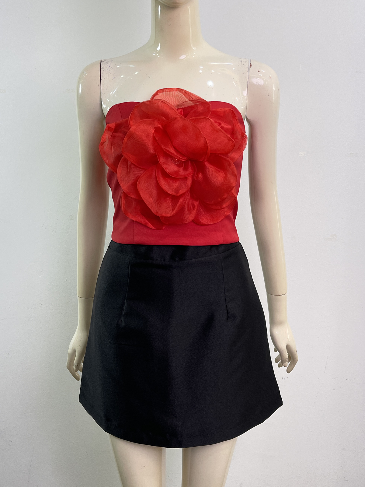 Midnight Bloom Strapless Luxe Top M135