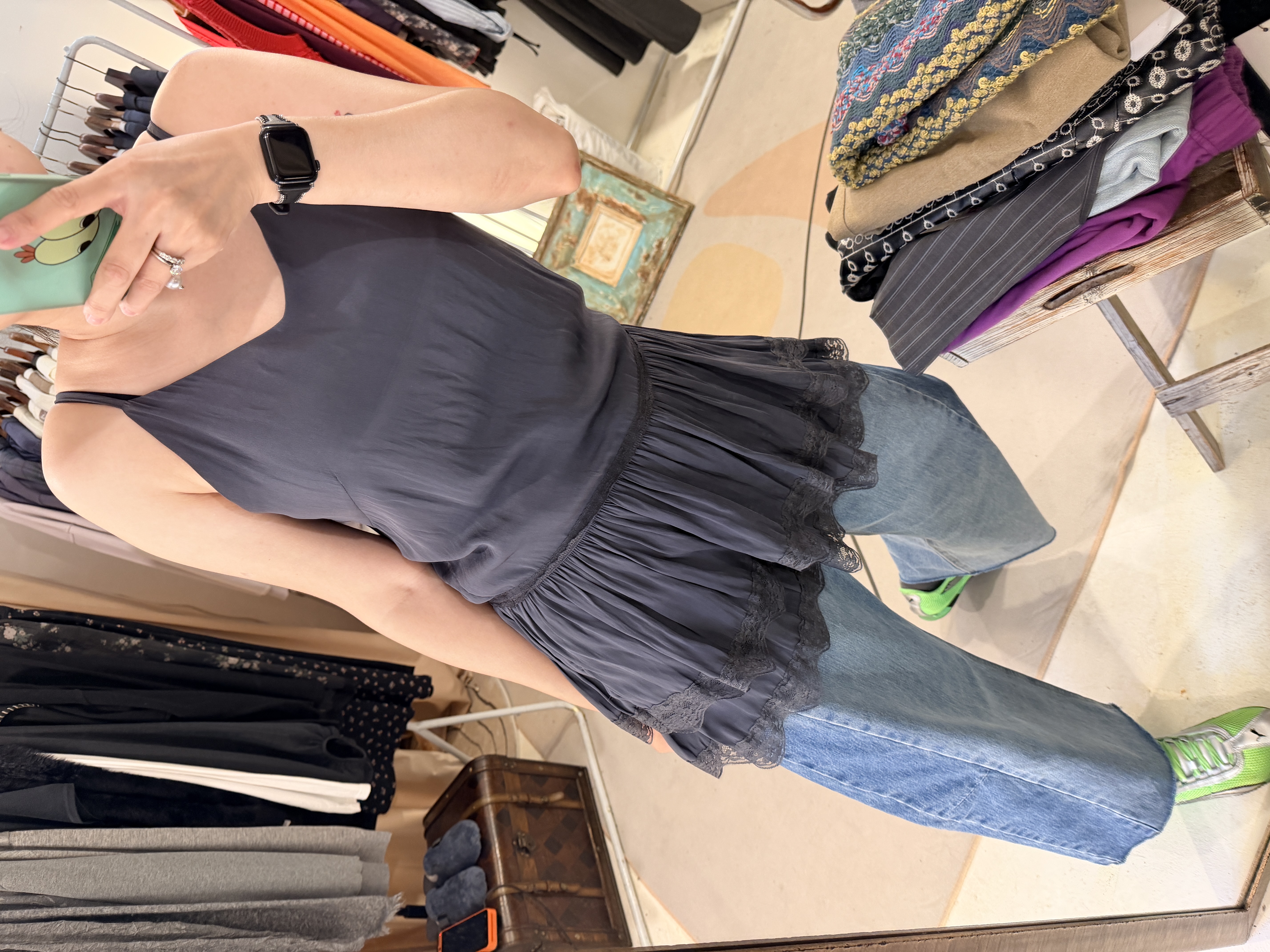 Ruffle layer vest