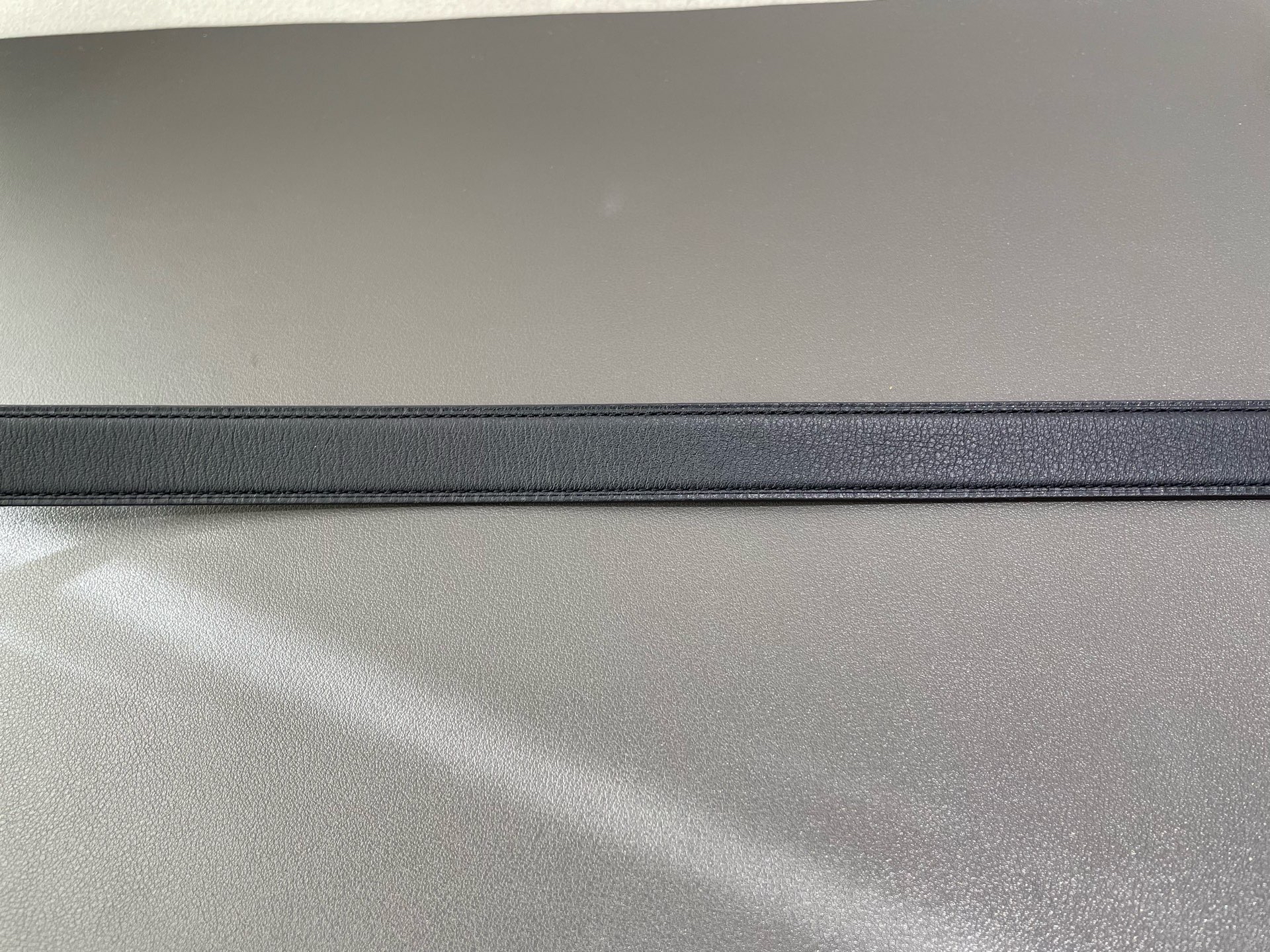 【預訂貨品】HERMES 80碼 Z刻雙面黑色拼大象灰 