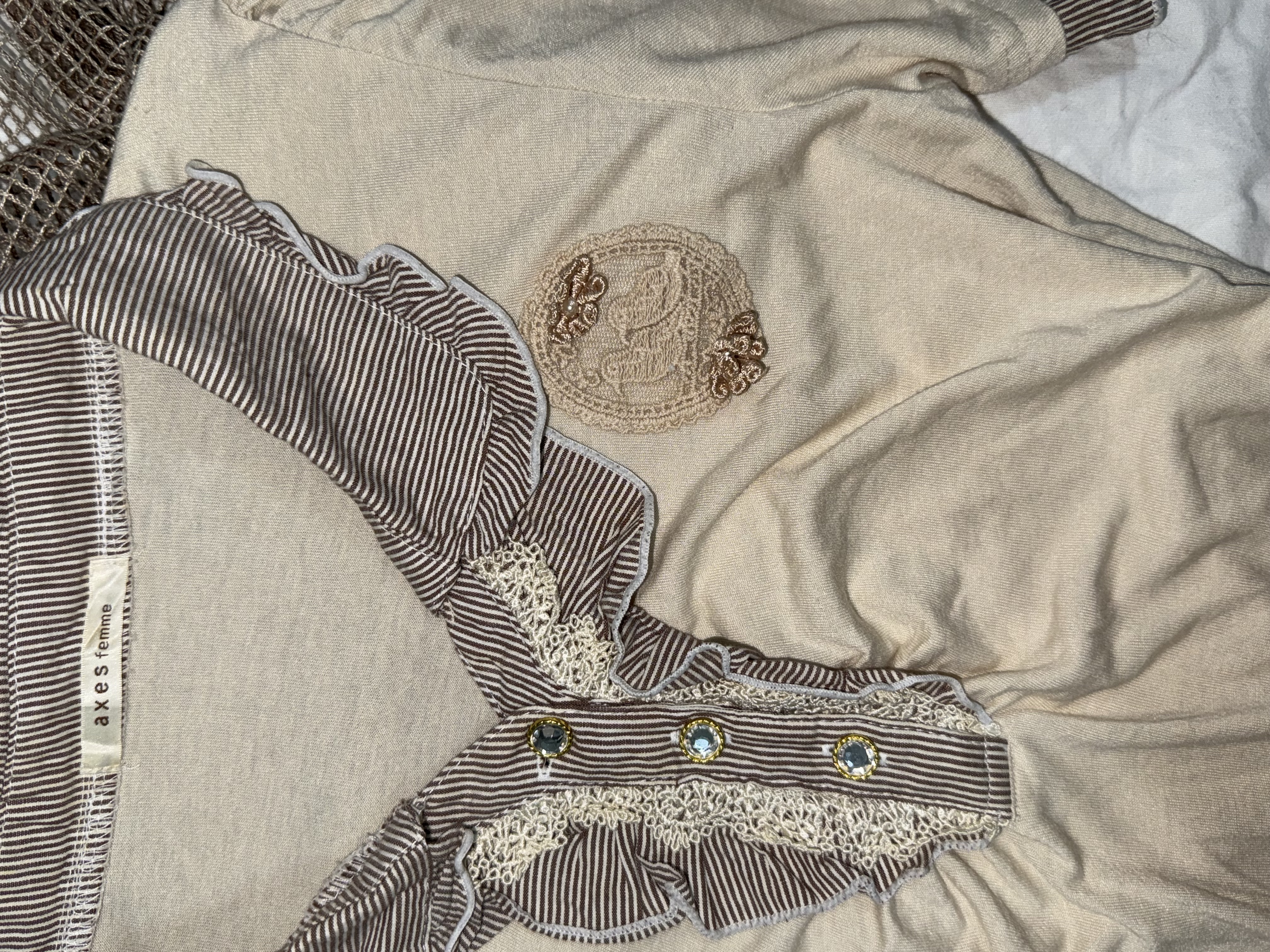 Axes Femme Creamy Cute Top