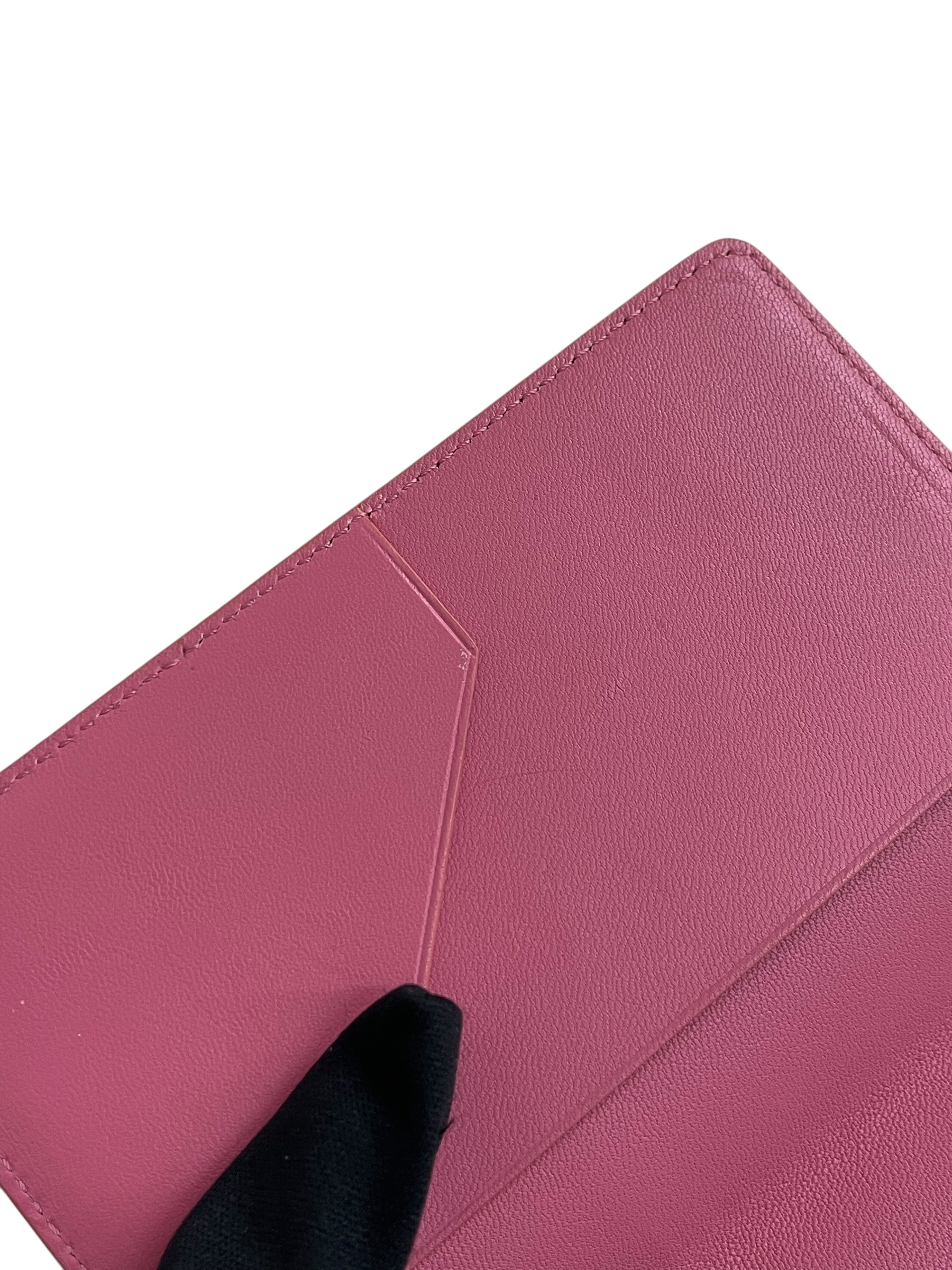 Pre-owned Celine Passport Holder / Product Code: 061912
