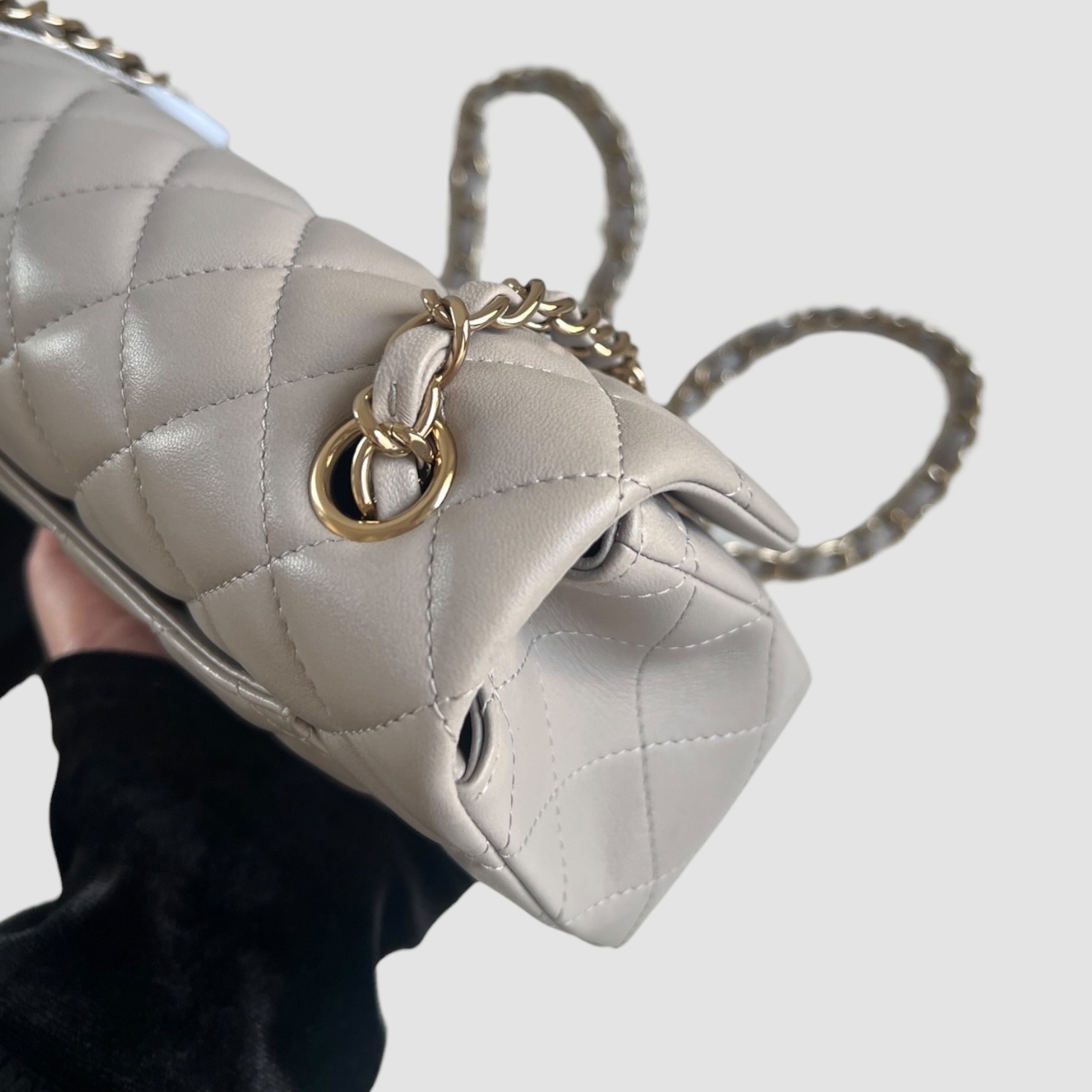 Chanel Lambskin 20cm大mini灰色金扣