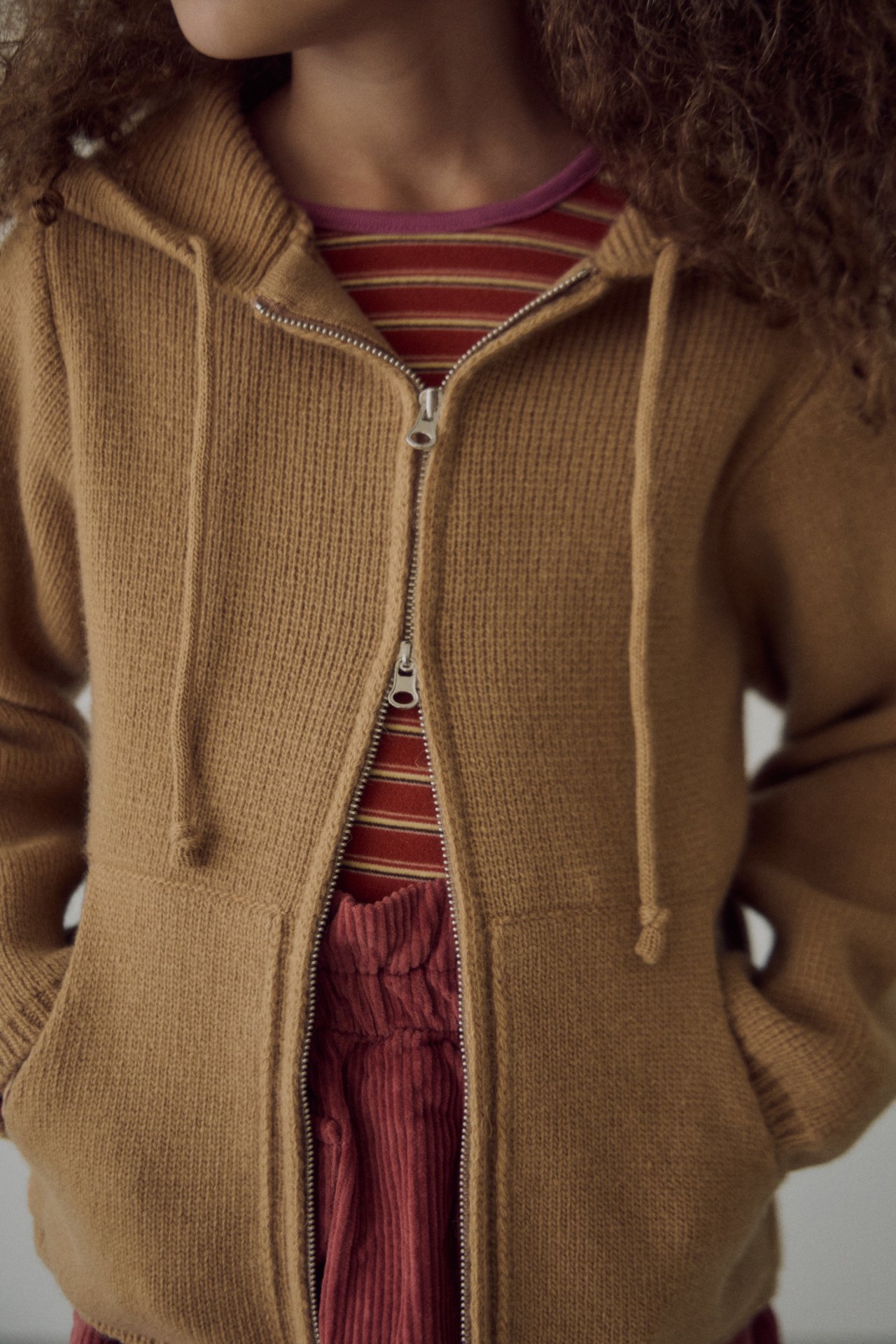 Soye | Zip up wool Hoodie (Camel M100-115)
