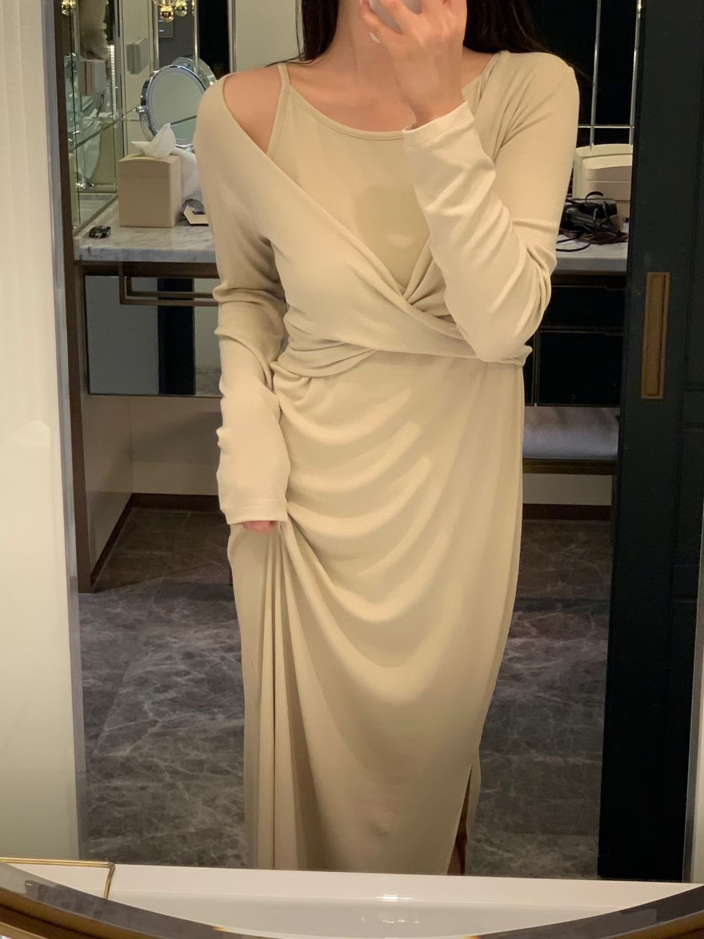 Feminine stretchy long dress SET