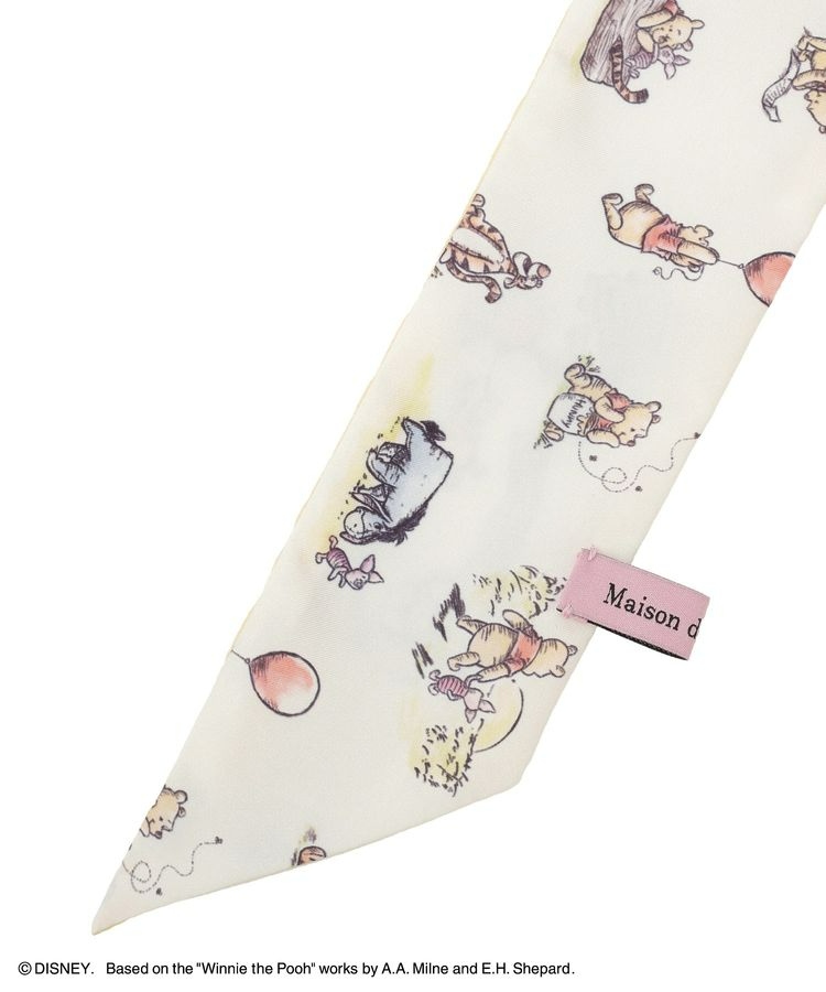 🌸 【預訂】Maison de FLEUR x Pooh - scarf