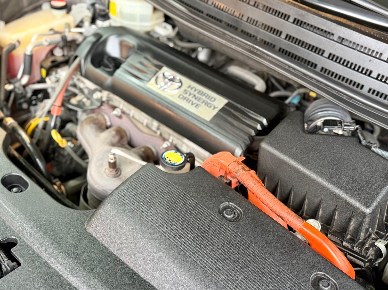 Toyota Sai Hybrid 2014