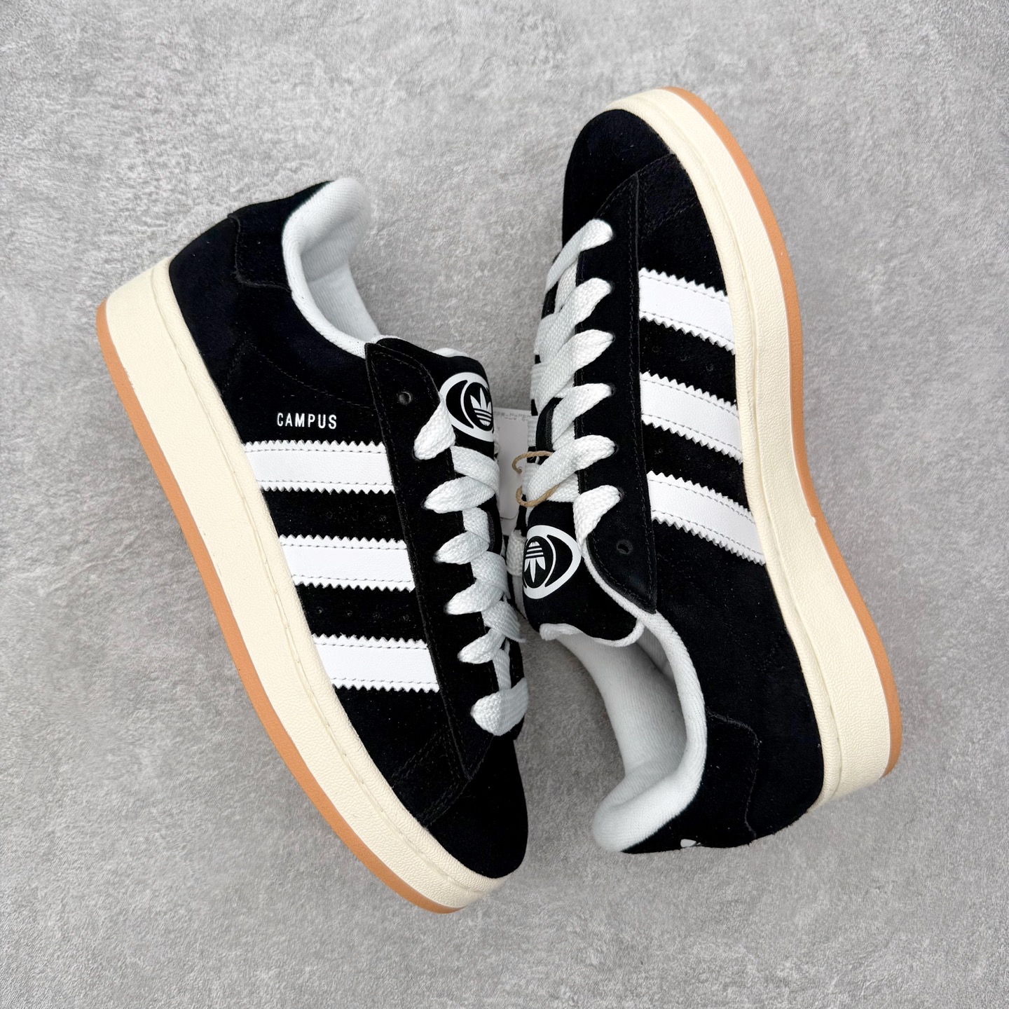Adidas Campus 00s