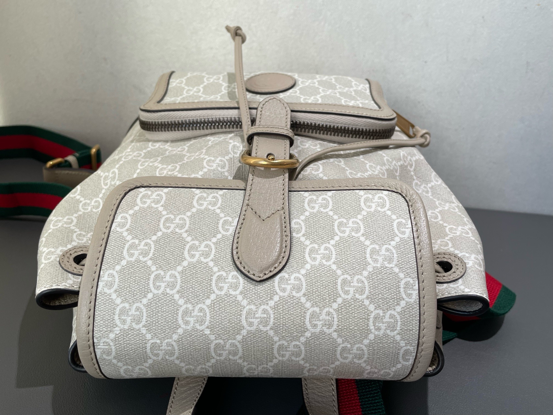 【預訂貨品】Gucci 燕麥色老花書包🎒