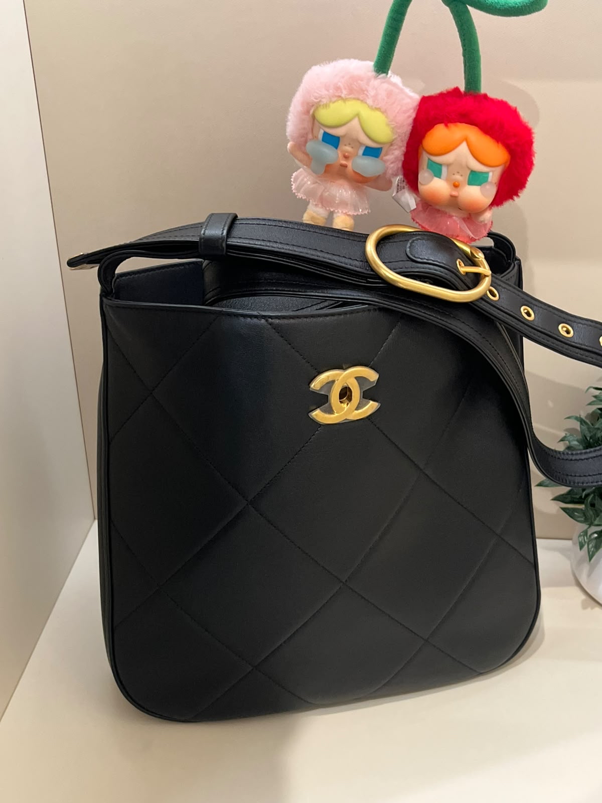 Chanel easy mood Hobo Bag AS2844 bucket bag,100%Authentic, 98%New ✅香港專門店收據✅晶片✅Dust bag✅Box