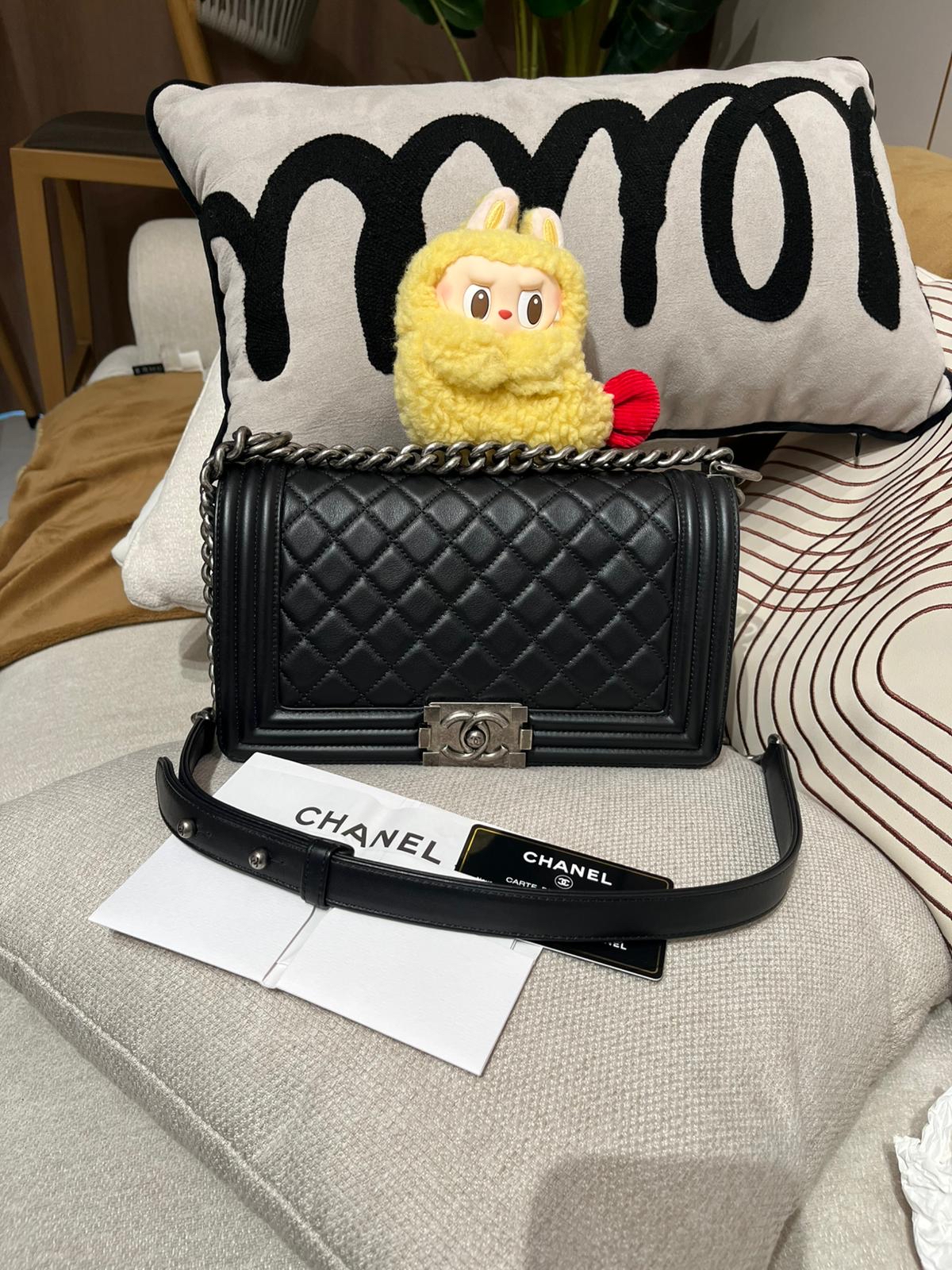 Chanel boy 25cm A67086 黑色復古銀扣 100%Authentic,98%new ✅專門店收據✅29card✅dust bag✅box