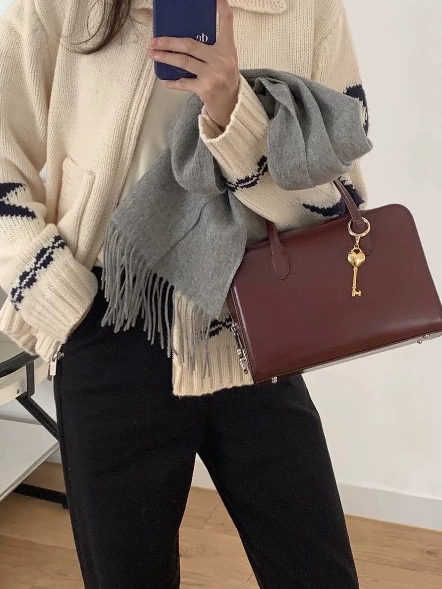 𝒀𝒐𝒖 𝑫𝒆𝒔𝒆𝒓𝒗𝒆𝒅 𝒕𝒐 𝒃𝒆 𝒍𝒐𝒗𝒆𝒅 Bag Charm