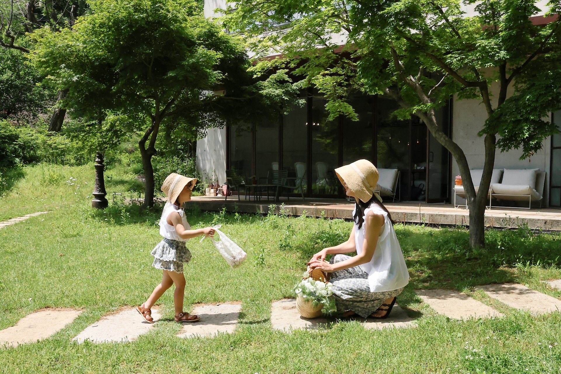 Flo | 親子裝 (Adult Pants/ Kids shirt pants)