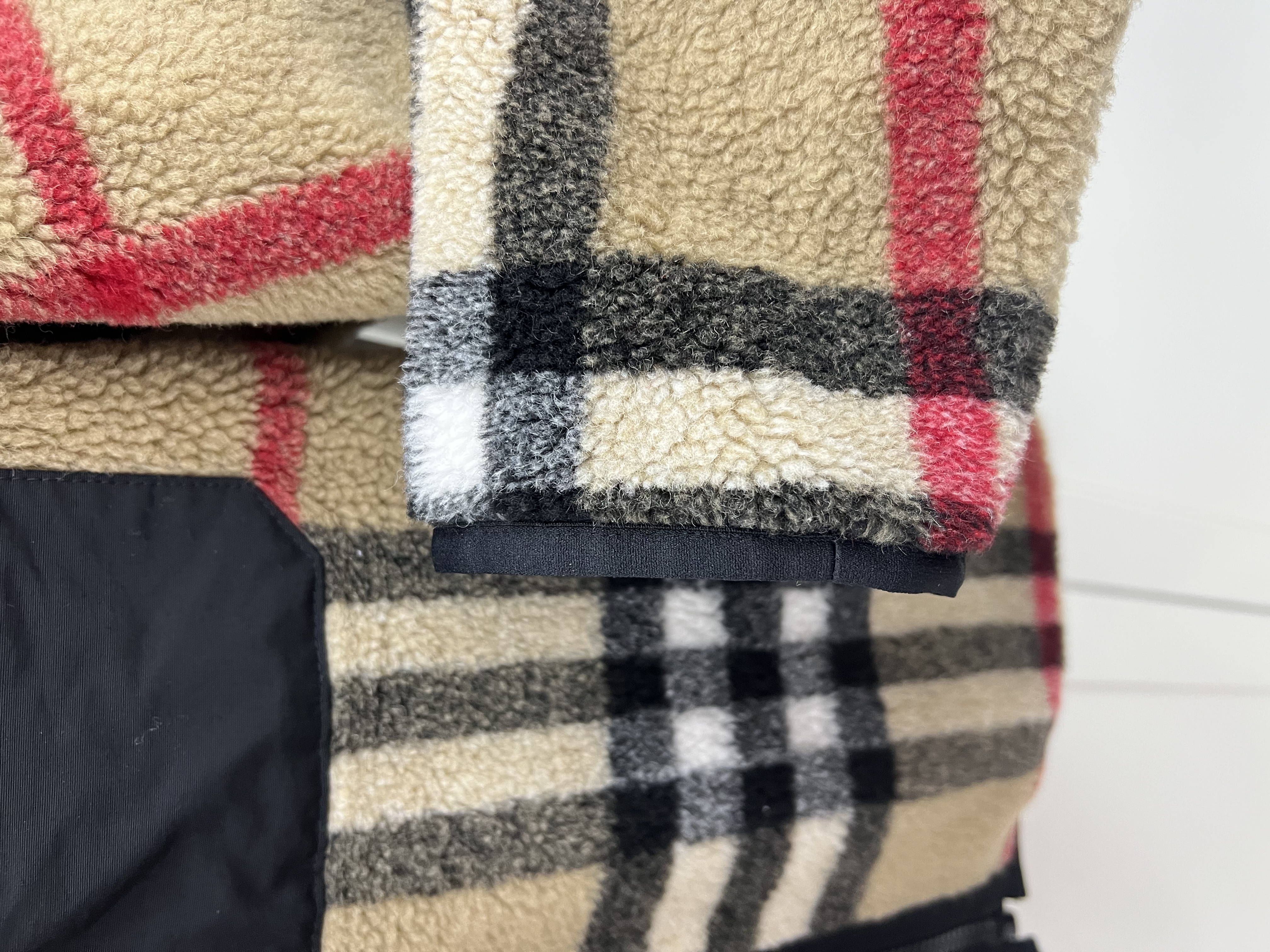 Pre-owned Burberry Jacket/ Product Code: 26030209