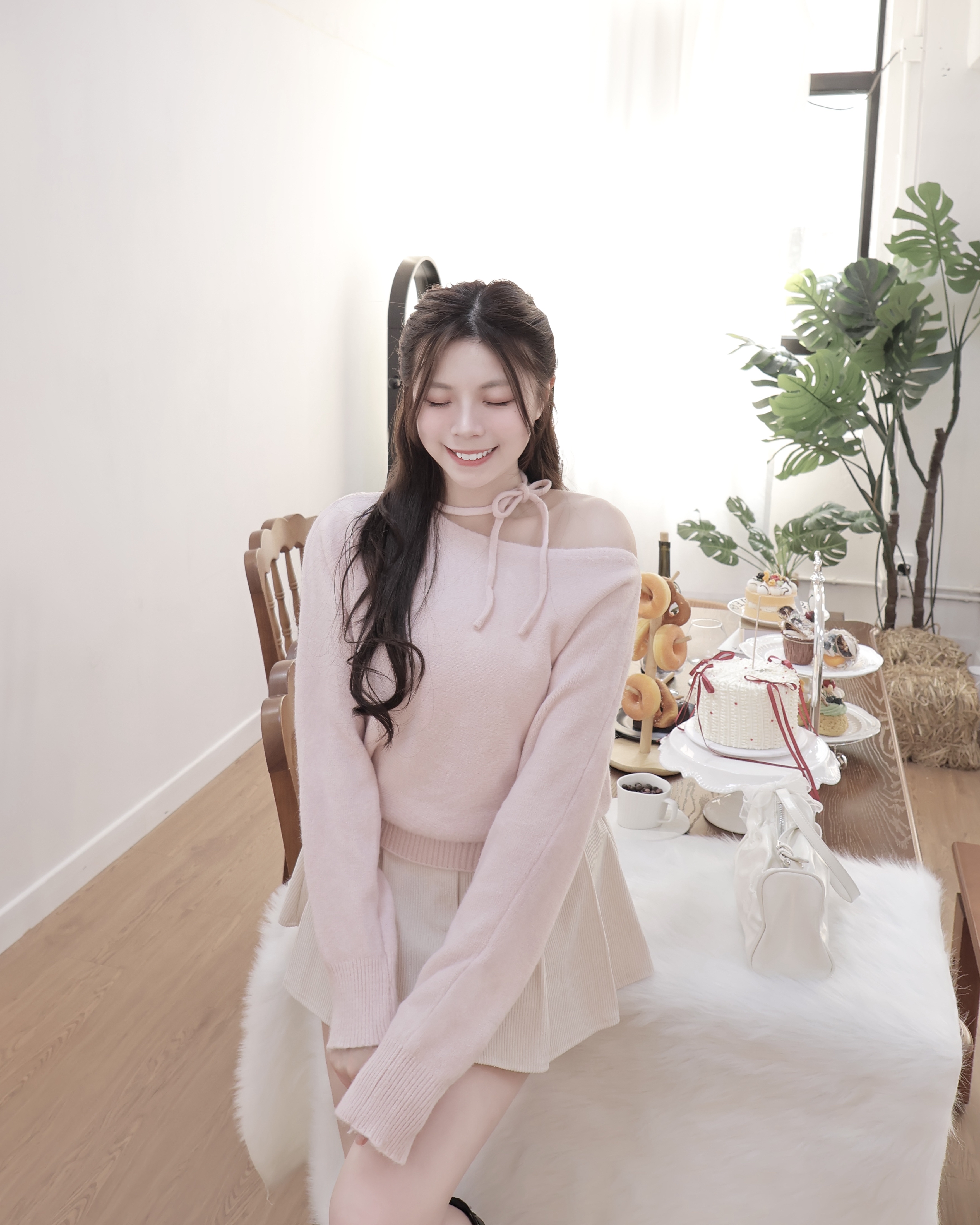 【 🌷韓劇女主氛圍♡設計感！斜肩綁帶泡泡針織上衣💗】 Romantic Ribbon Knit Top(三色入)