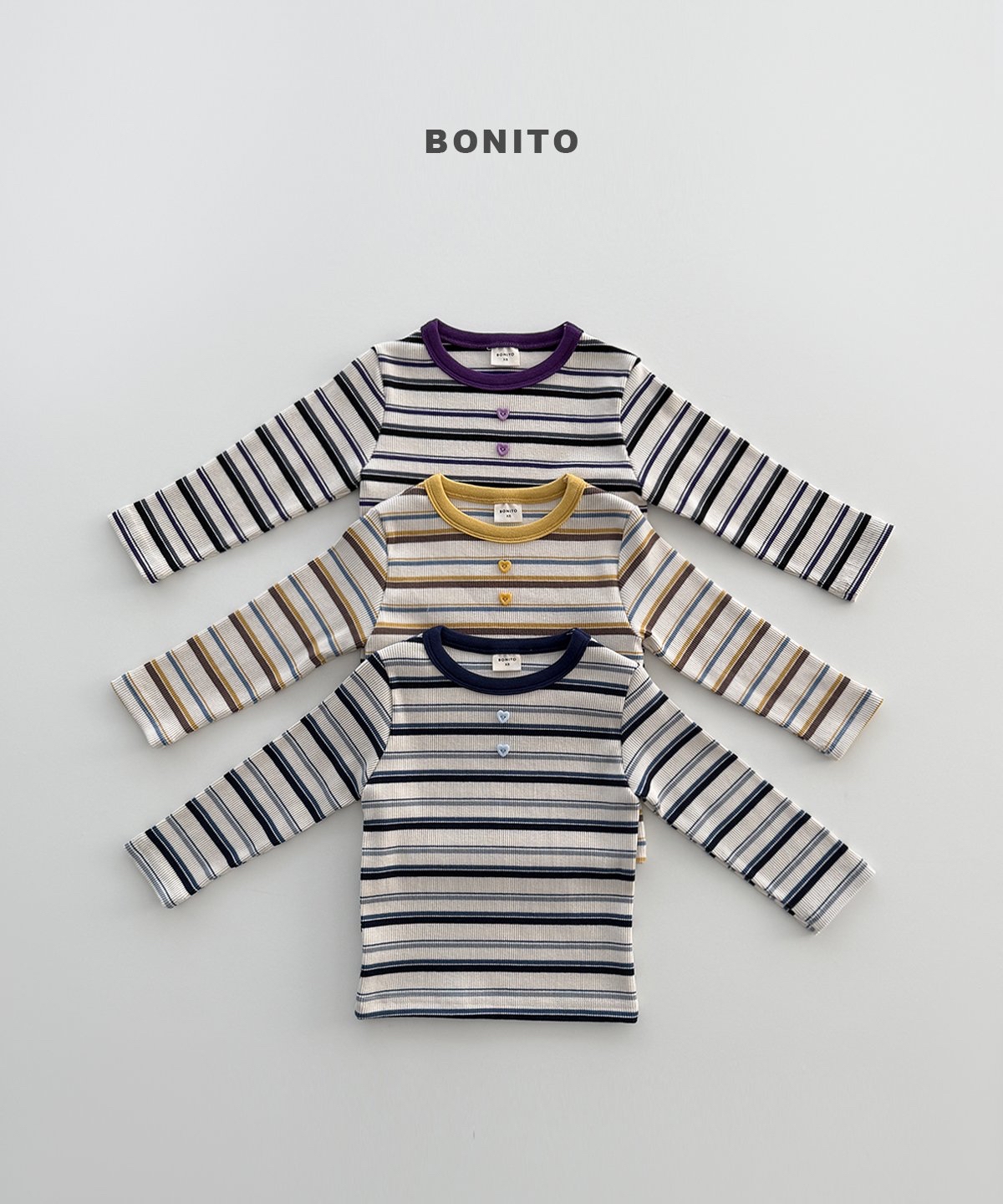 Bonito | Heart button st tee
