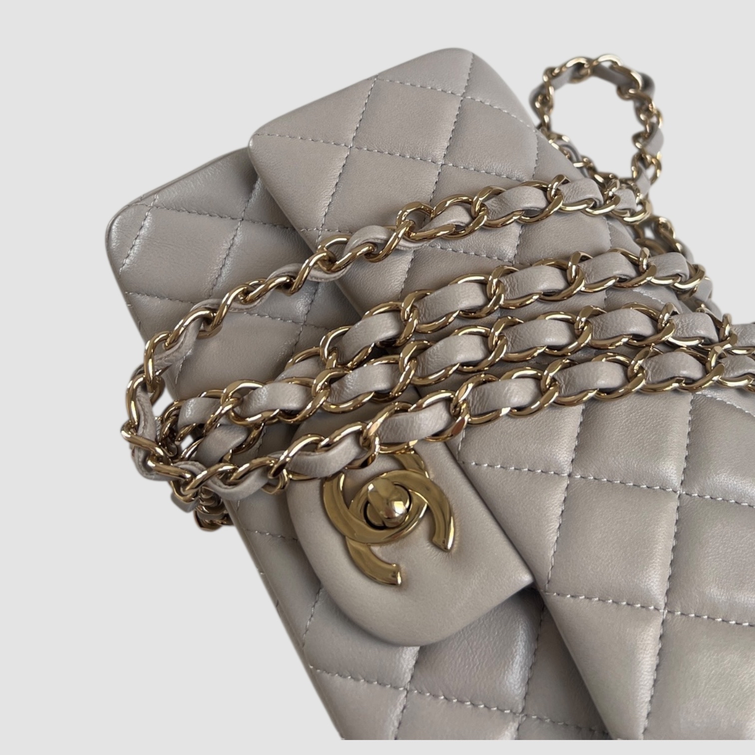 Chanel Lambskin 20cm大mini灰色金扣