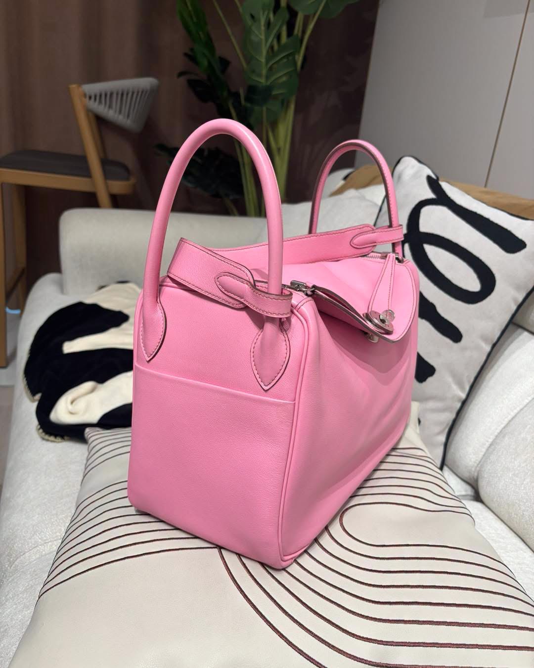 Hermes Lindy 30 STAMP [N] 100%Authentic, 95%new✅Dust bag