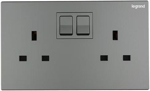 Legrand Galion 深沙銀 13A孖蘇有掣 插座
