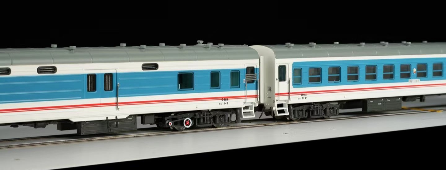 北韓火車模型系列（客運七節）