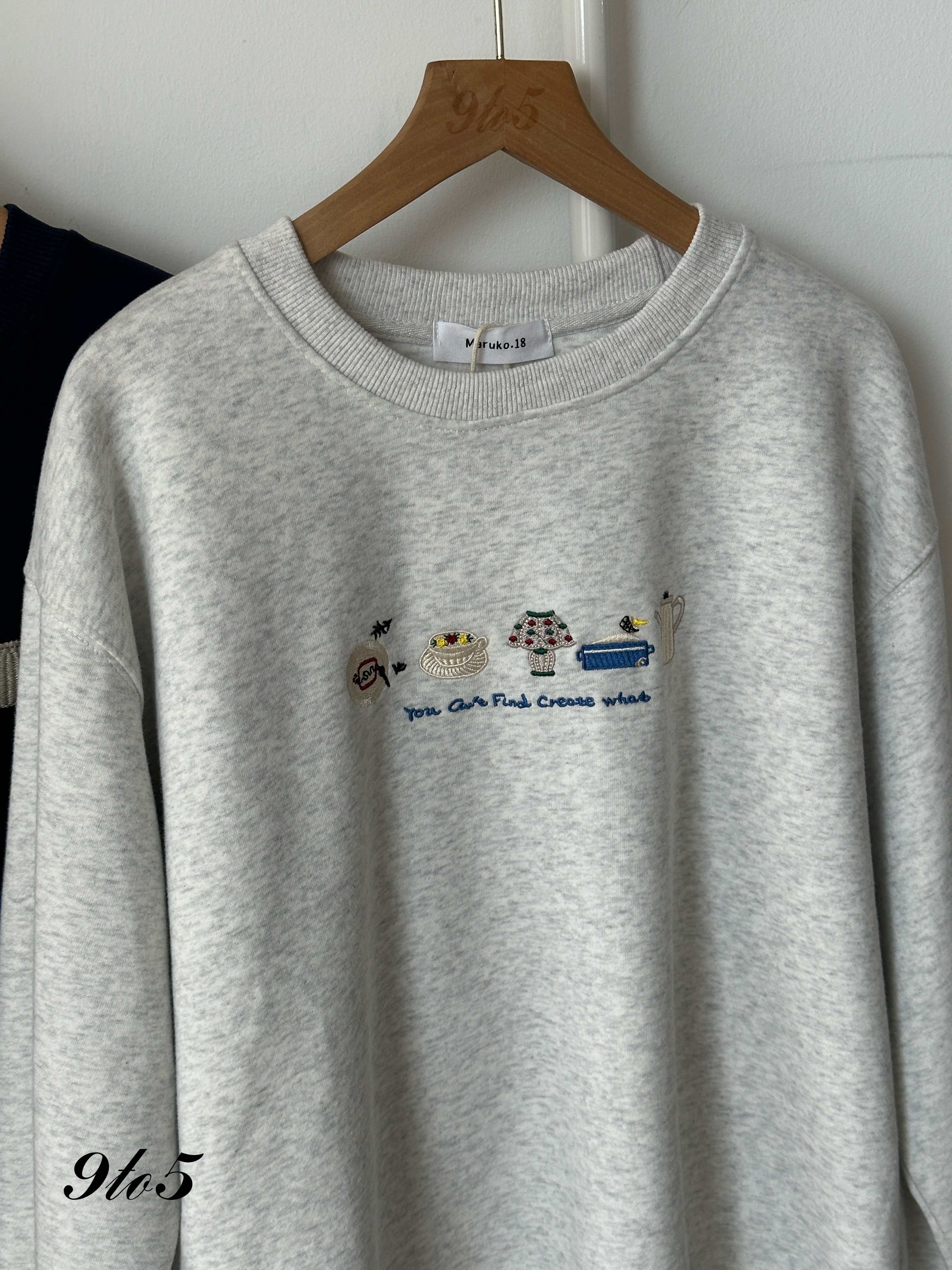 T4036 Long Sleeve Embroidery Sweatshirt - Light Grey & Navy