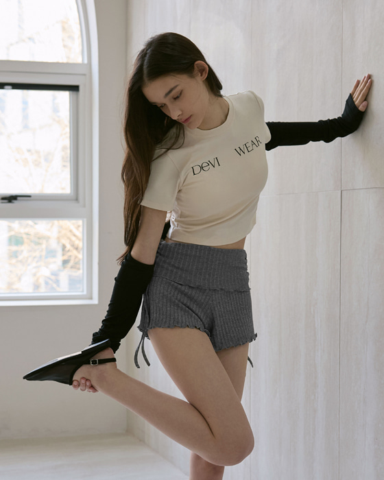 預購_DEVI-B0088 Viviana Shirring Shorts by Devi wear