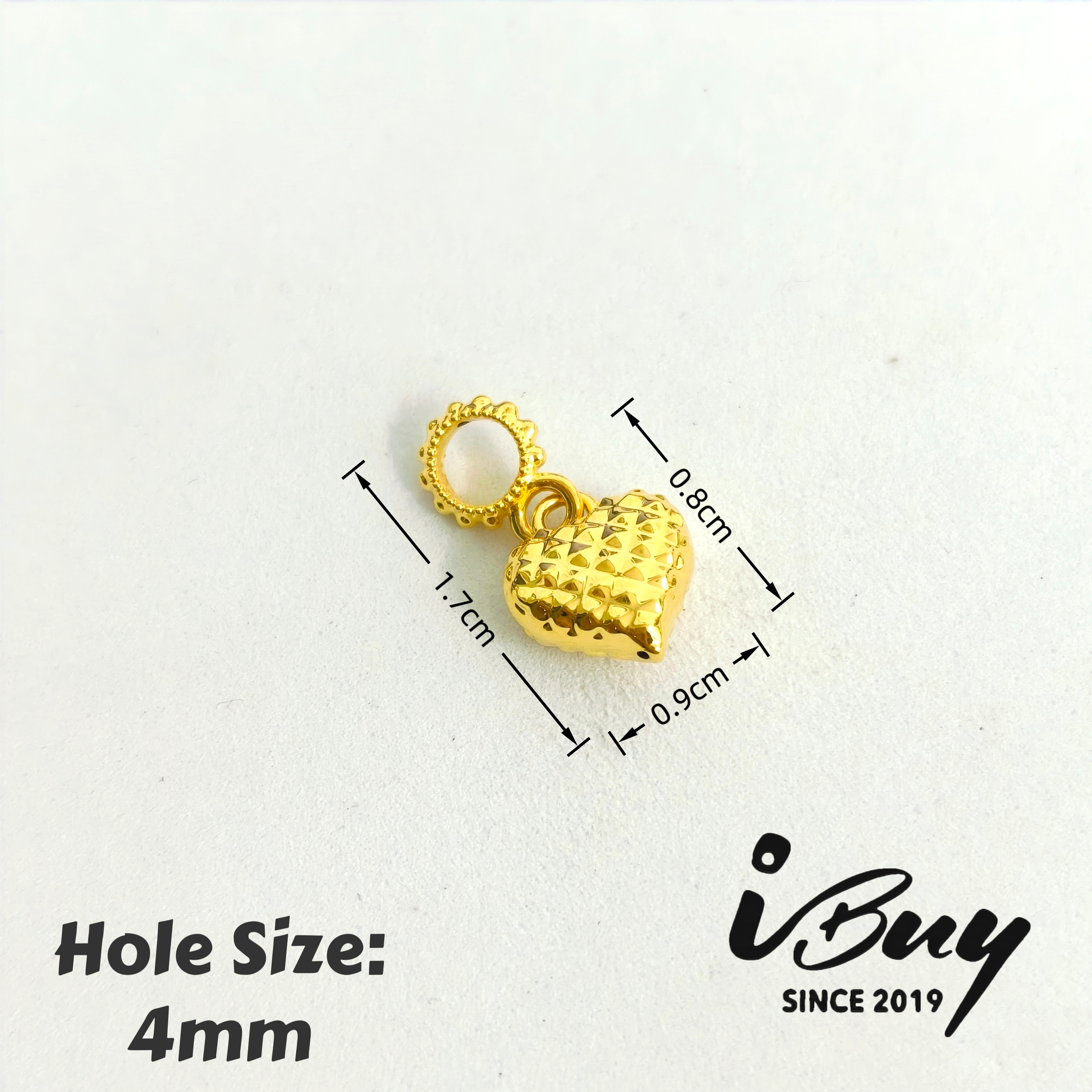 916 HARD GOLD DIAMOND CUT LOVE CHARM 916 硬金 菱格爱心串咀