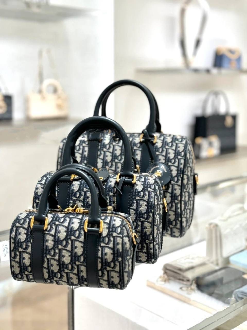 Dior Oblique Mini Bowling Bag: Iconic Style in a Compact Size