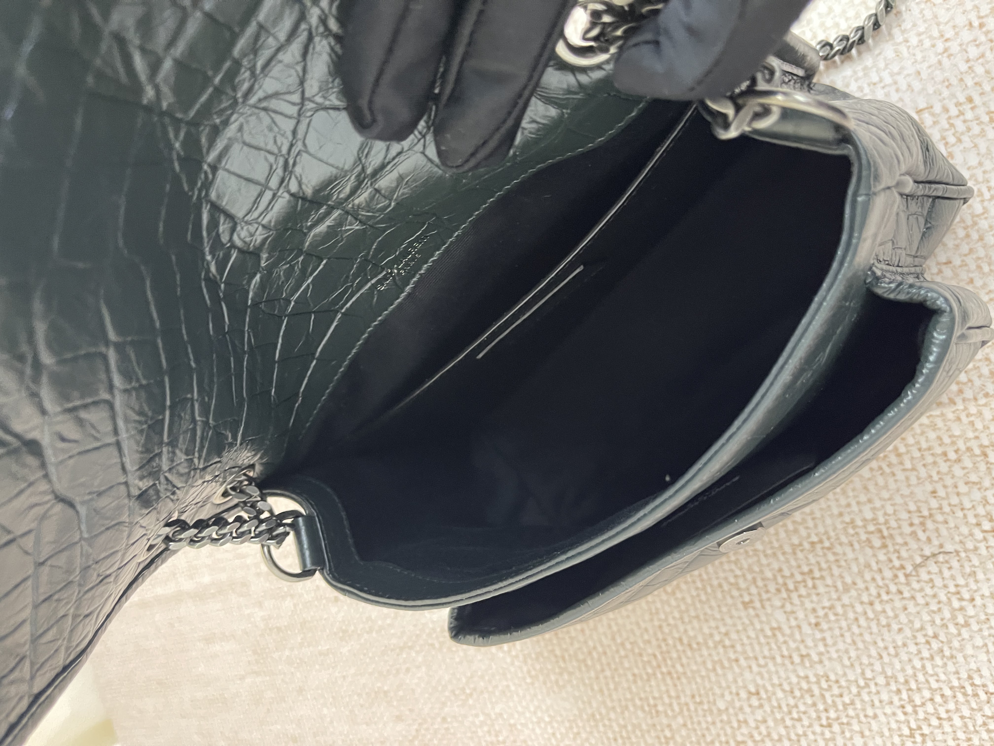 Pre-owned YSL Niki / Product Code: 26031703