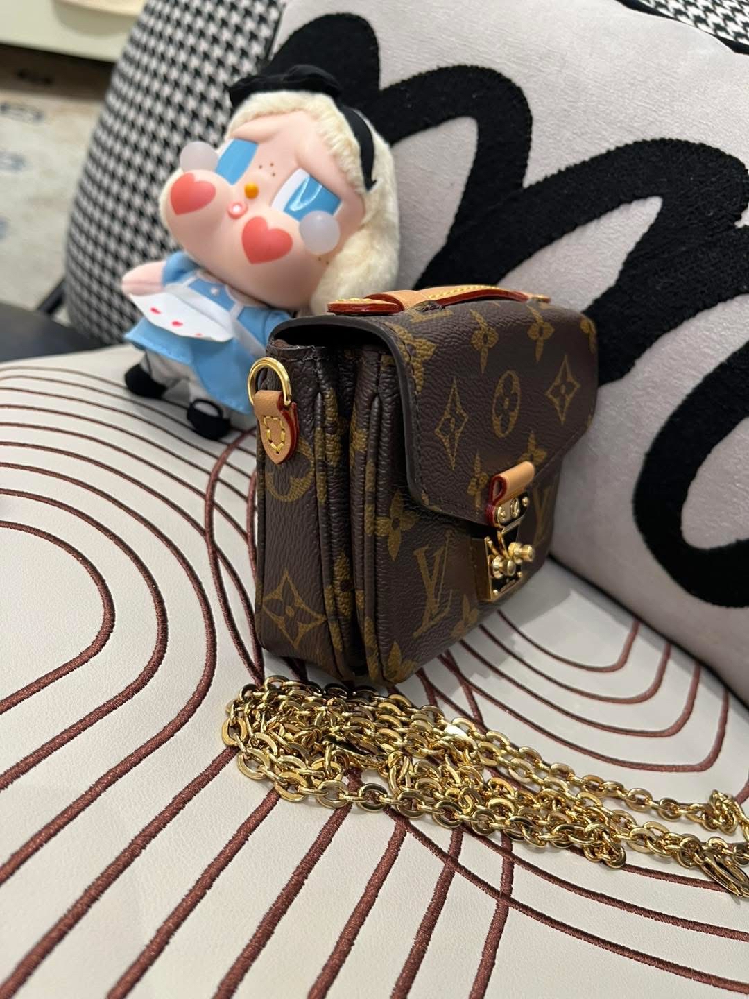 Lv Micro Metis Monogram M81267 100%Authentic,99%new ✅專門店收據✅nfc✅chain✅dust bag 