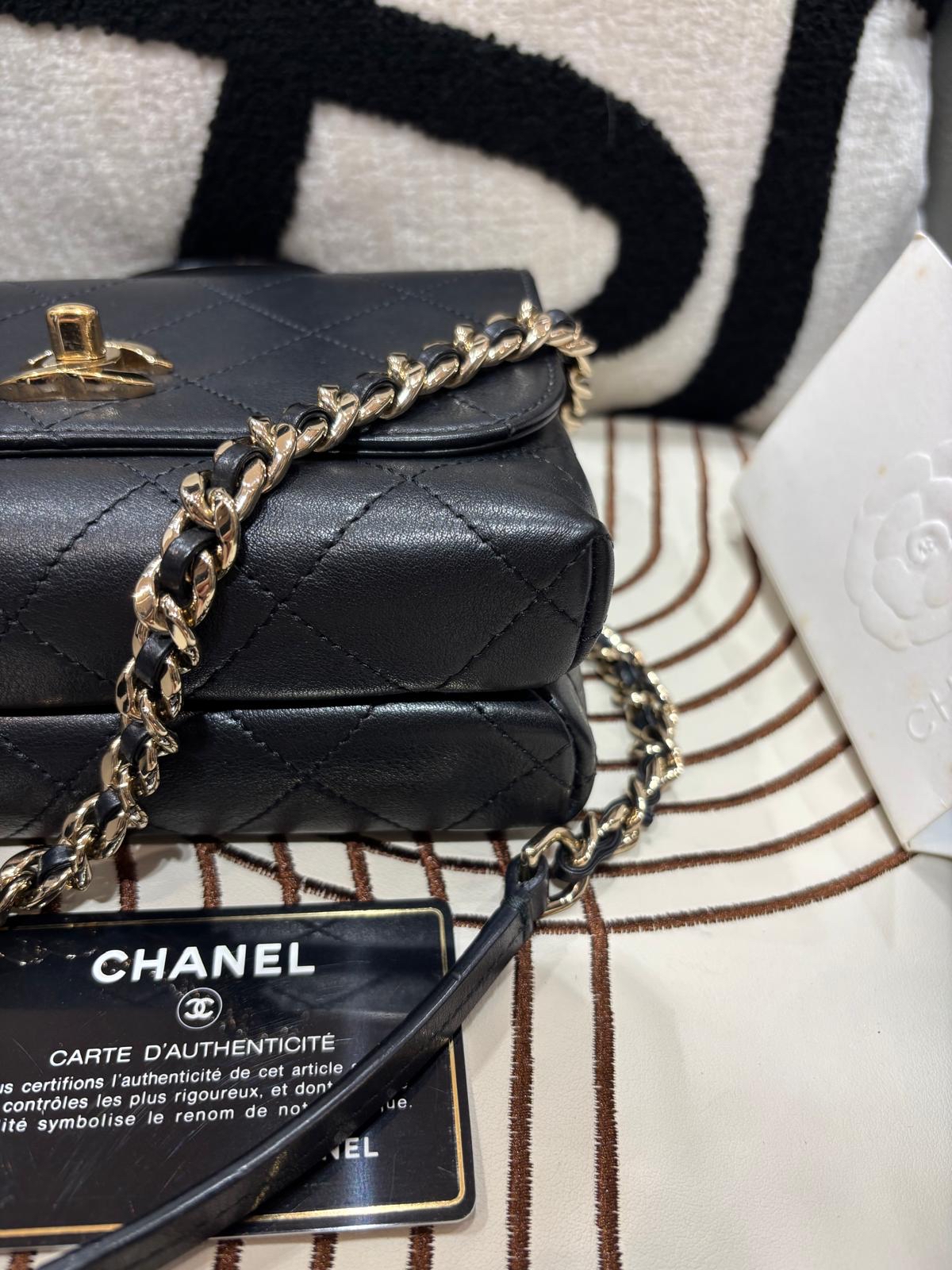 Chanel Top Handle 黑色金扣Crossbody Bag 100%Authentic, 95%New ✅收據✅Card✅Dust bag✅Box