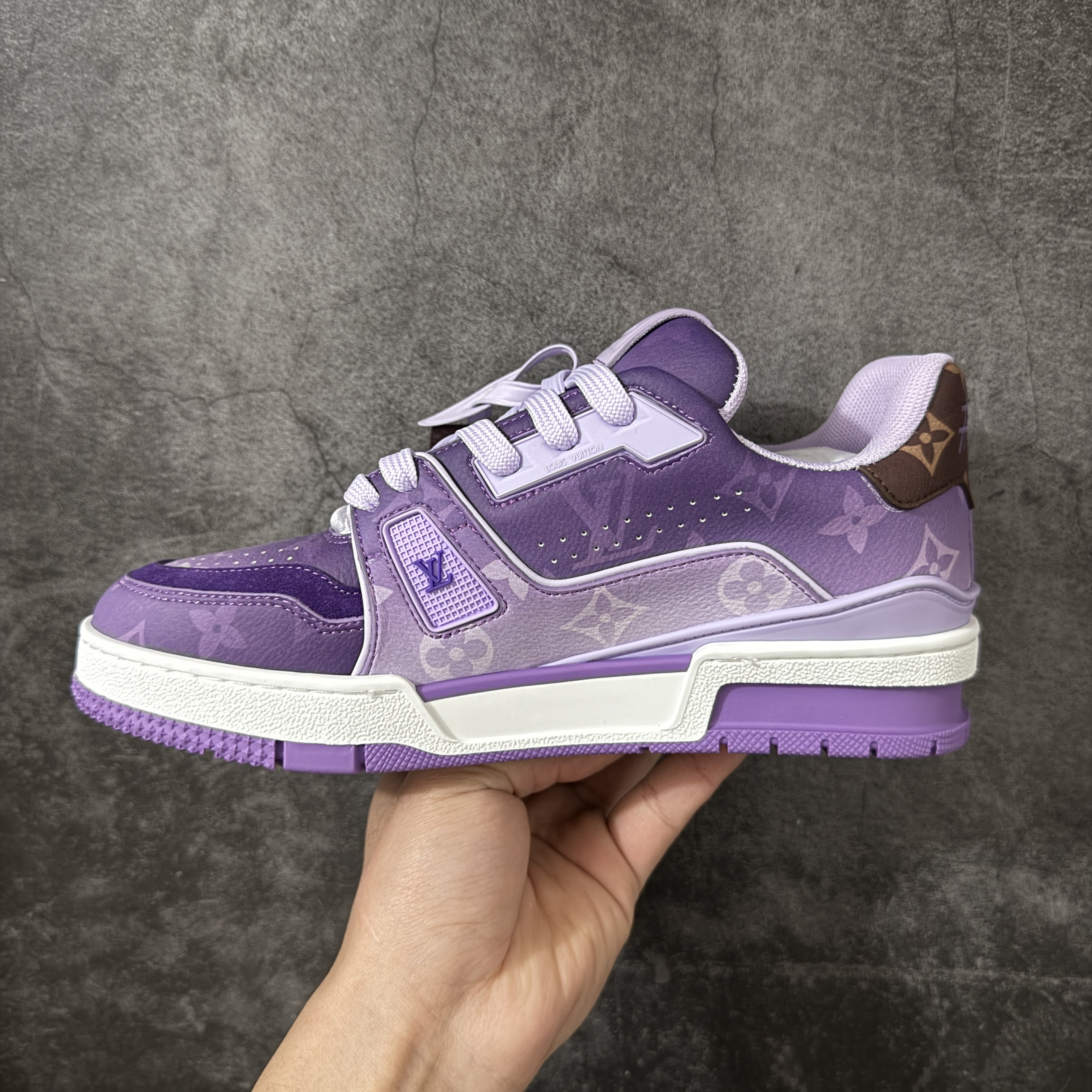  Louis Vuitton LV Trainer