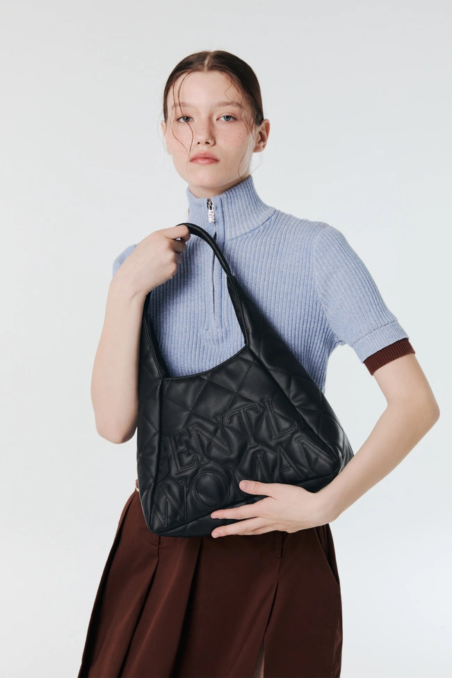 🇹🇭GENTLEWOMAM - 格紋三角HOBO袋代購