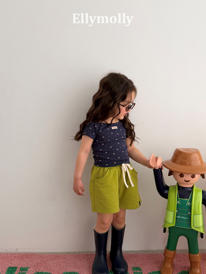 🇰🇷Ellymolly tee