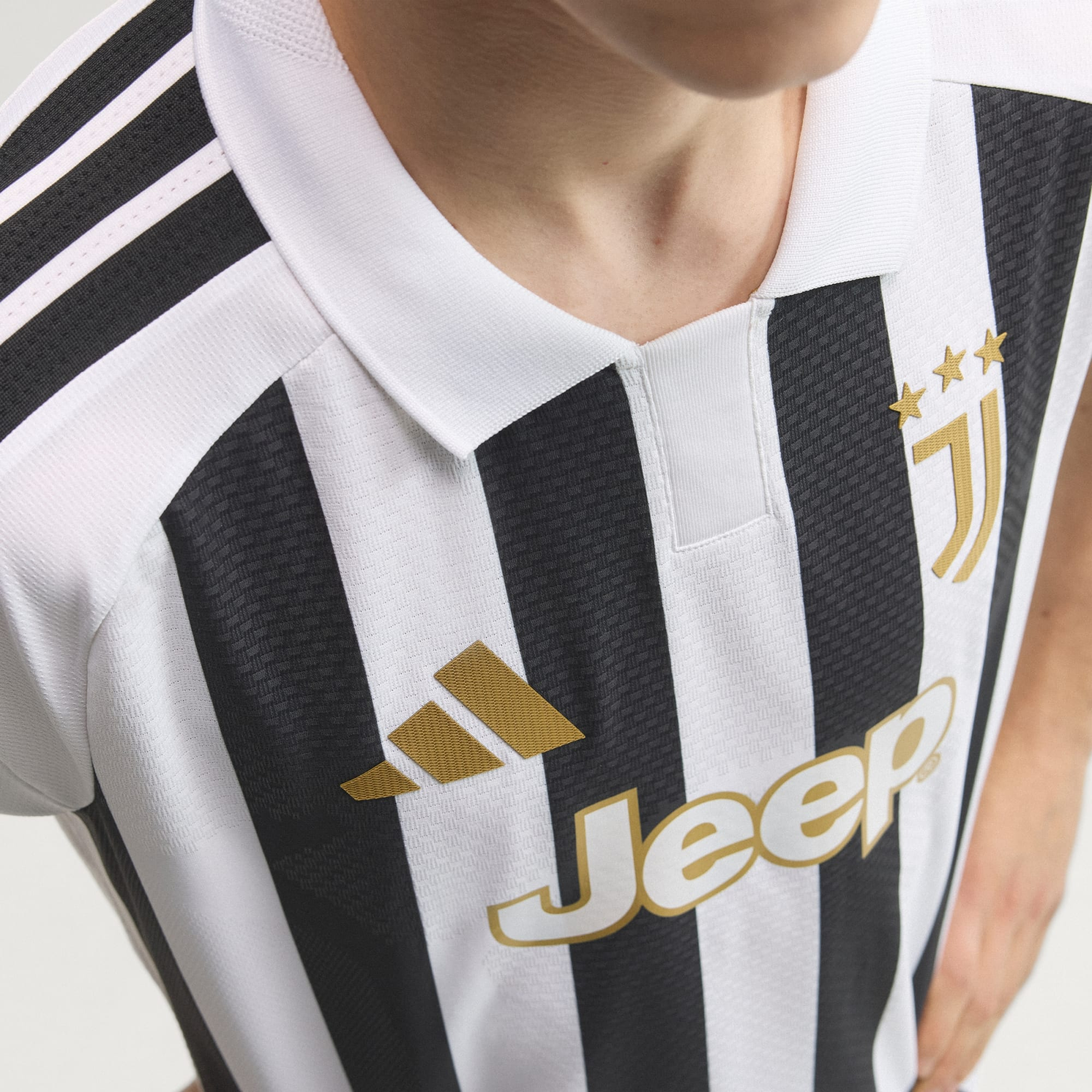 ⚫⚪現代進化  Adidas Juventus 祖雲達斯 2026-27 主場球員版球衣  (可加印字章) KC2282