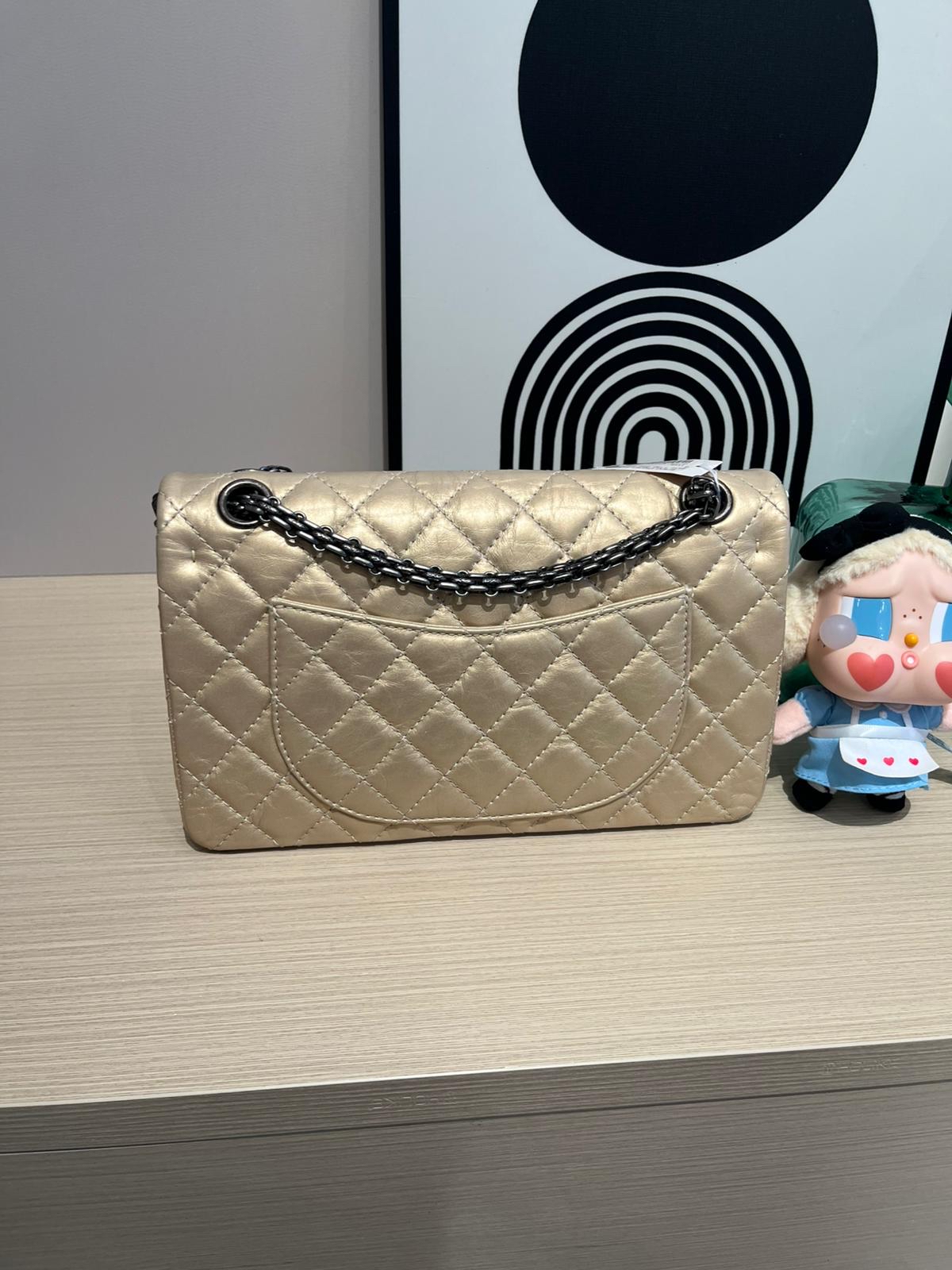 Chanel 2.55 flap bag classic calfskin 100%Authentic ,98%new ✅card✅dust bag✅box 