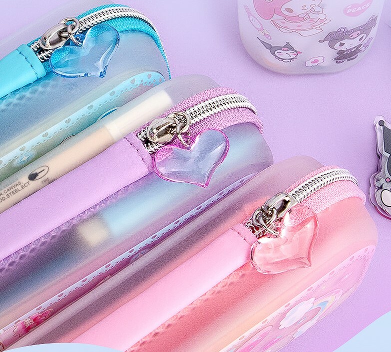 Sanrio 卡通閃閃流沙筆袋 - 1個 現貨