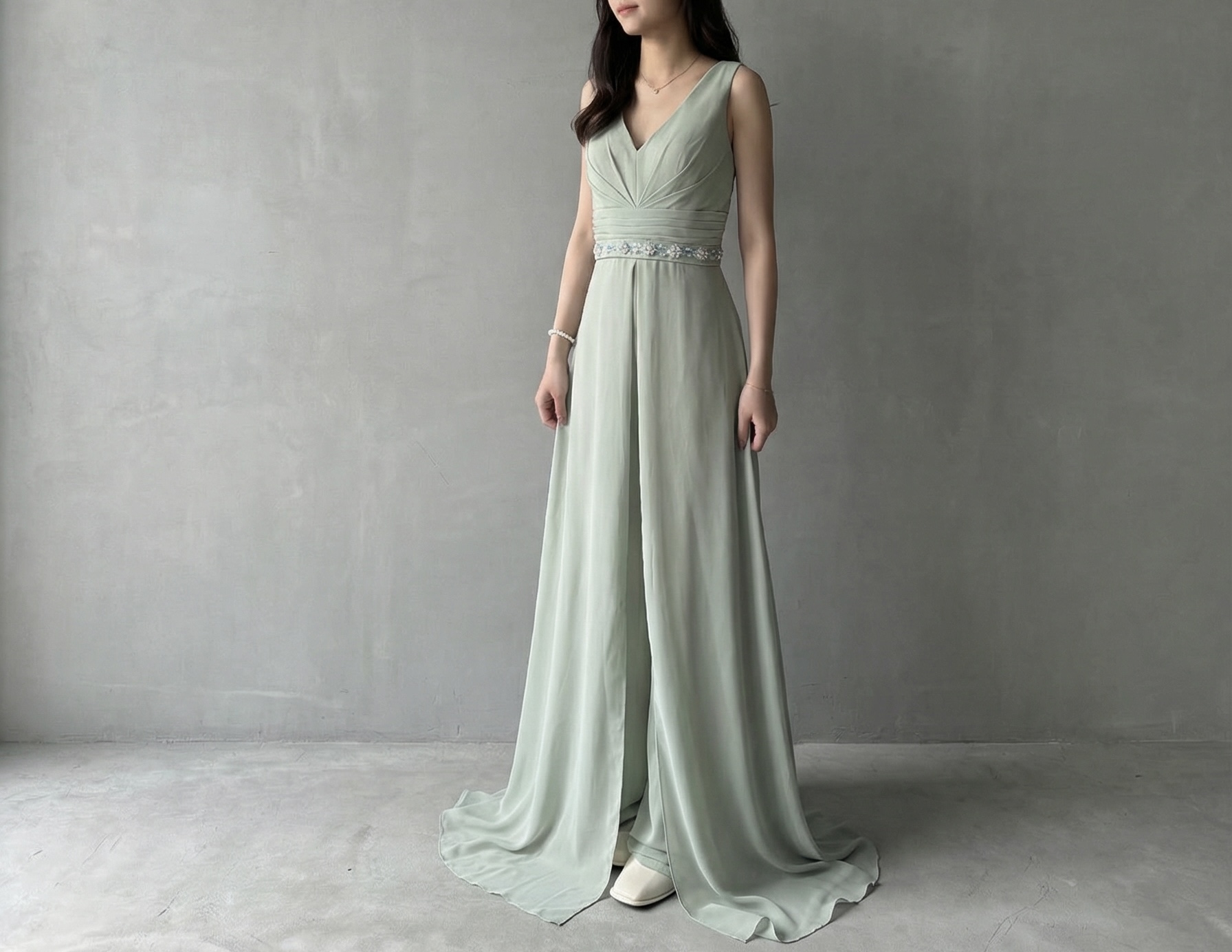 優雅女神風：飄逸雪紡連身褲 (珍珠腰帶需另外購買)