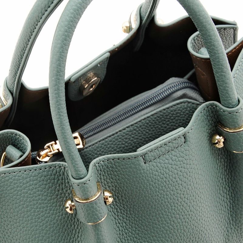 《現貨》日本firano傳統皮質側孭包(卡其色)