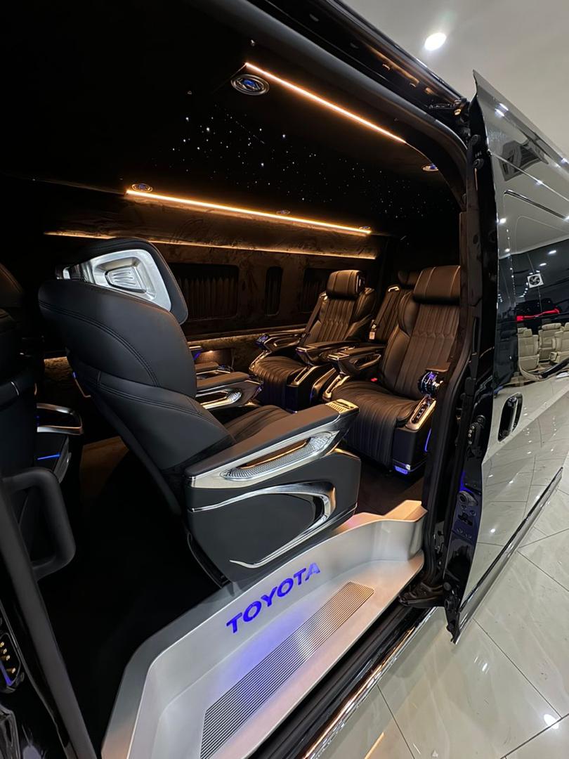 HIACE STAR LIGHT ROOF