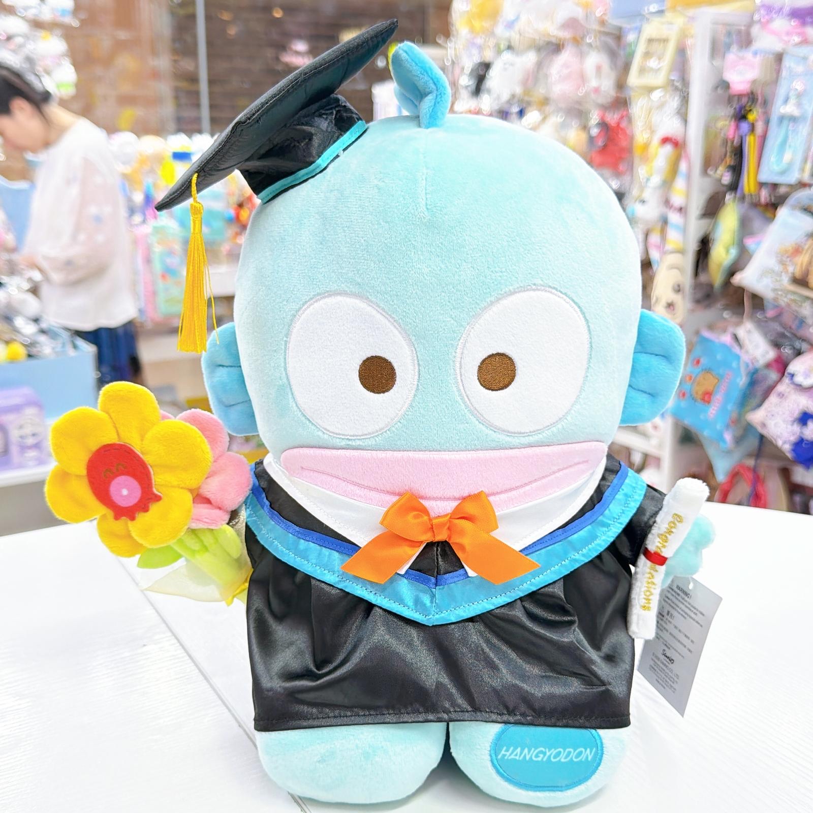 原裝行貨sanrio 40 cm畢業公仔