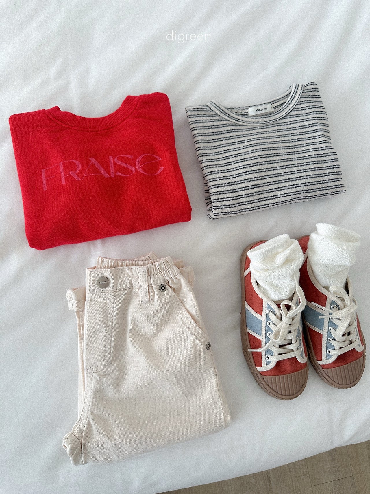 Digreen | stripe latte tee 