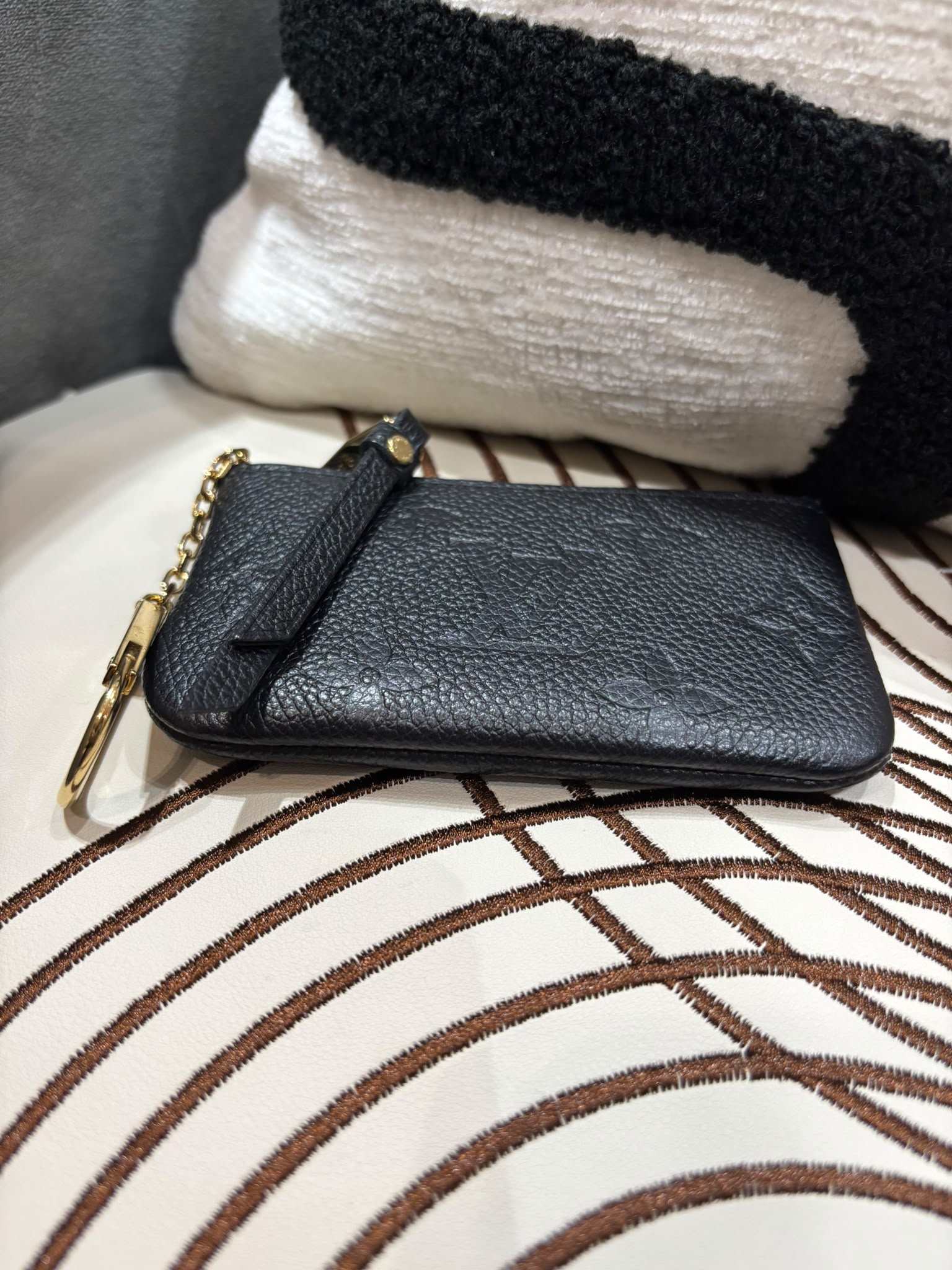 LV M80879 Key & Coin Case Calfskin Black 100%Authentic, 99%New ✅Dust bag✅Box