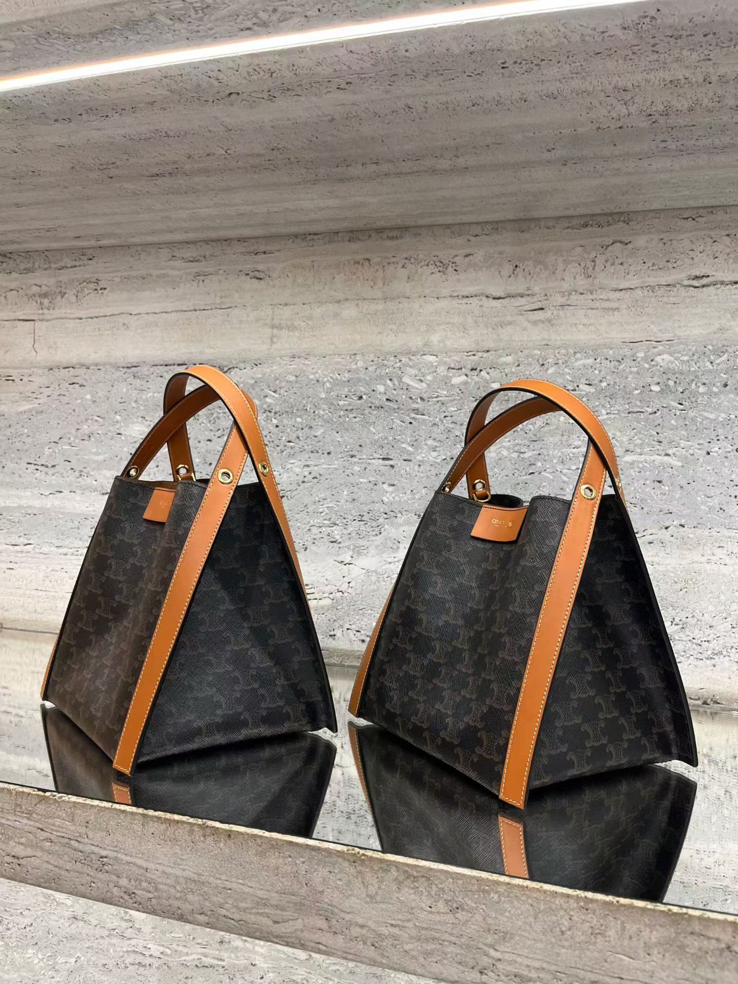 預購 💫💫💫 Celine 專櫃 Cubo 小號 巴黎代購價