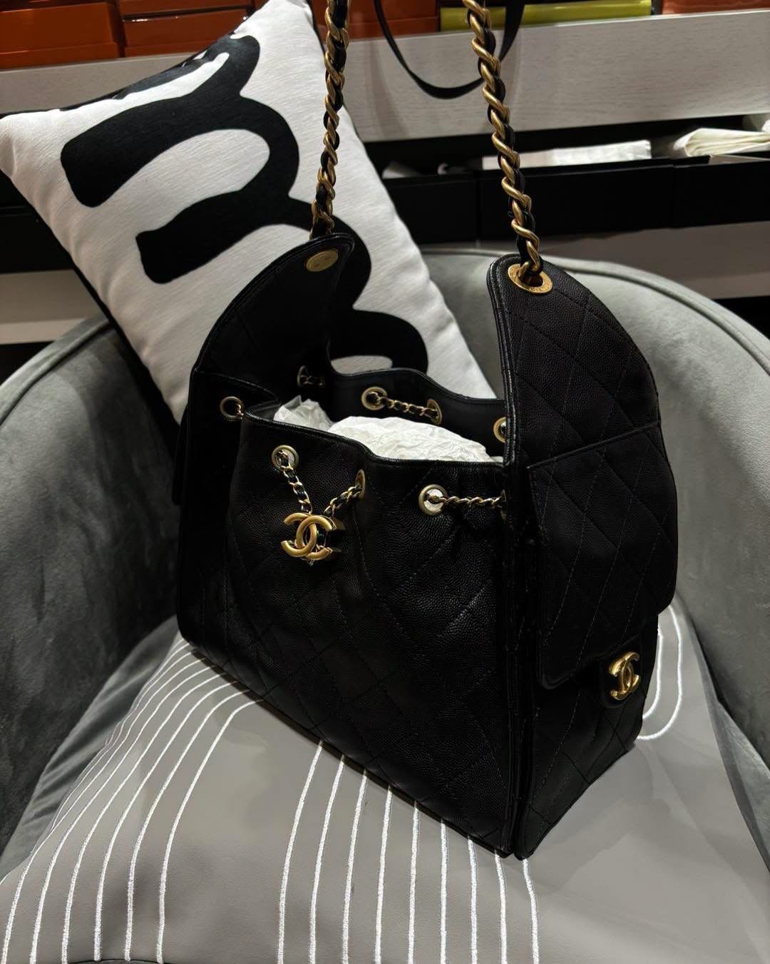 Chanel 25 Small 黑色荔枝牛皮 Hobo Bag  100%Authentic, 98%New  ✅收據✅晶片✅Dust bag✅Box