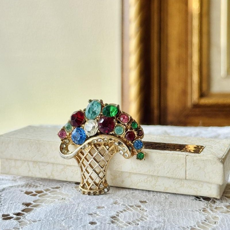 Vintage Colourful Rhinestone Flower Basket Brooch (MT2367)