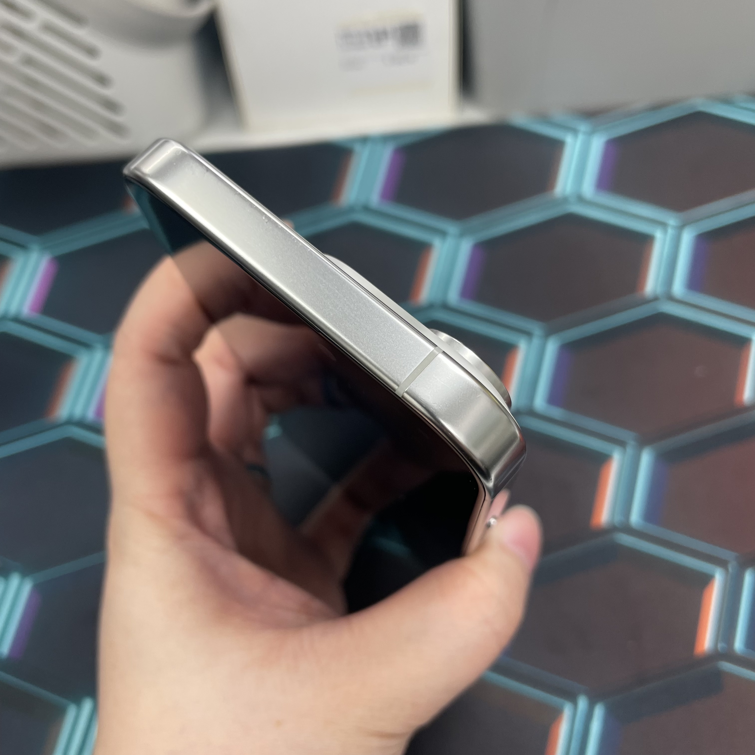 *6327 16 pro 勁靚機 256GB 電96 白色 white