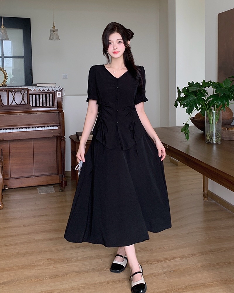 B202(63147) 韩系气质高级感双边腰抽绳褶皱上衣与长裙黑杏套装